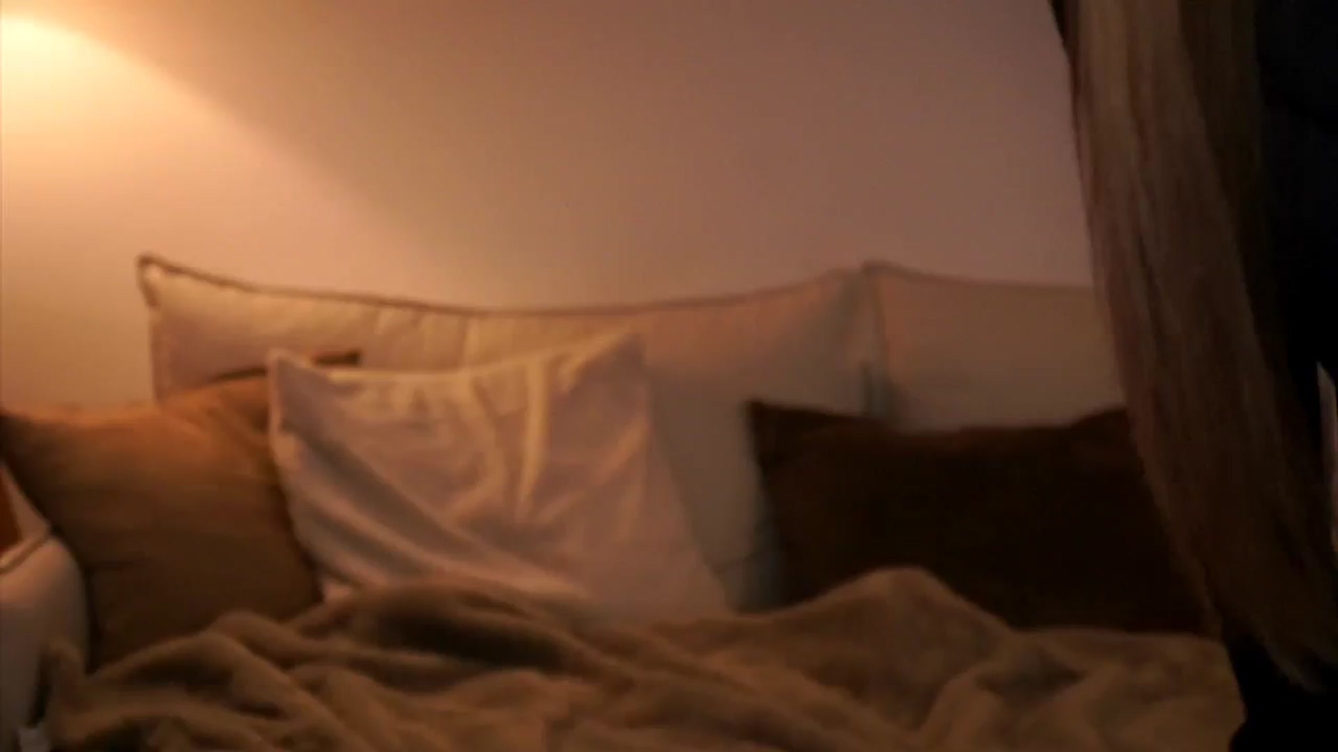 Gallery image thumbnail from Its_Ana's myfreecams stream on, 05/28/2025, 21:44 image 16 of 20