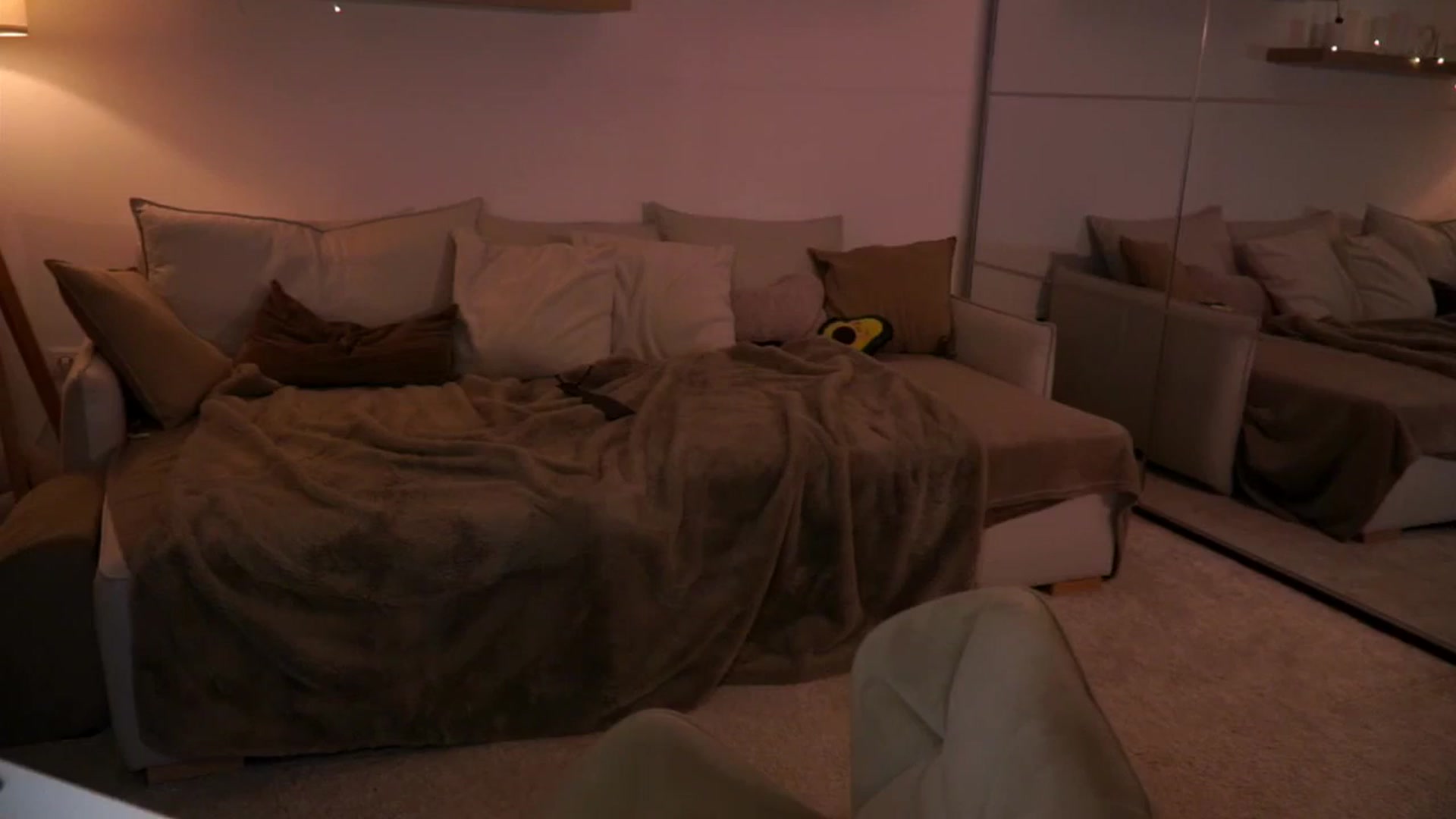 Gallery image thumbnail from Its_Ana's myfreecams stream on, 11/23/2025, 22:52 image 19 of 20