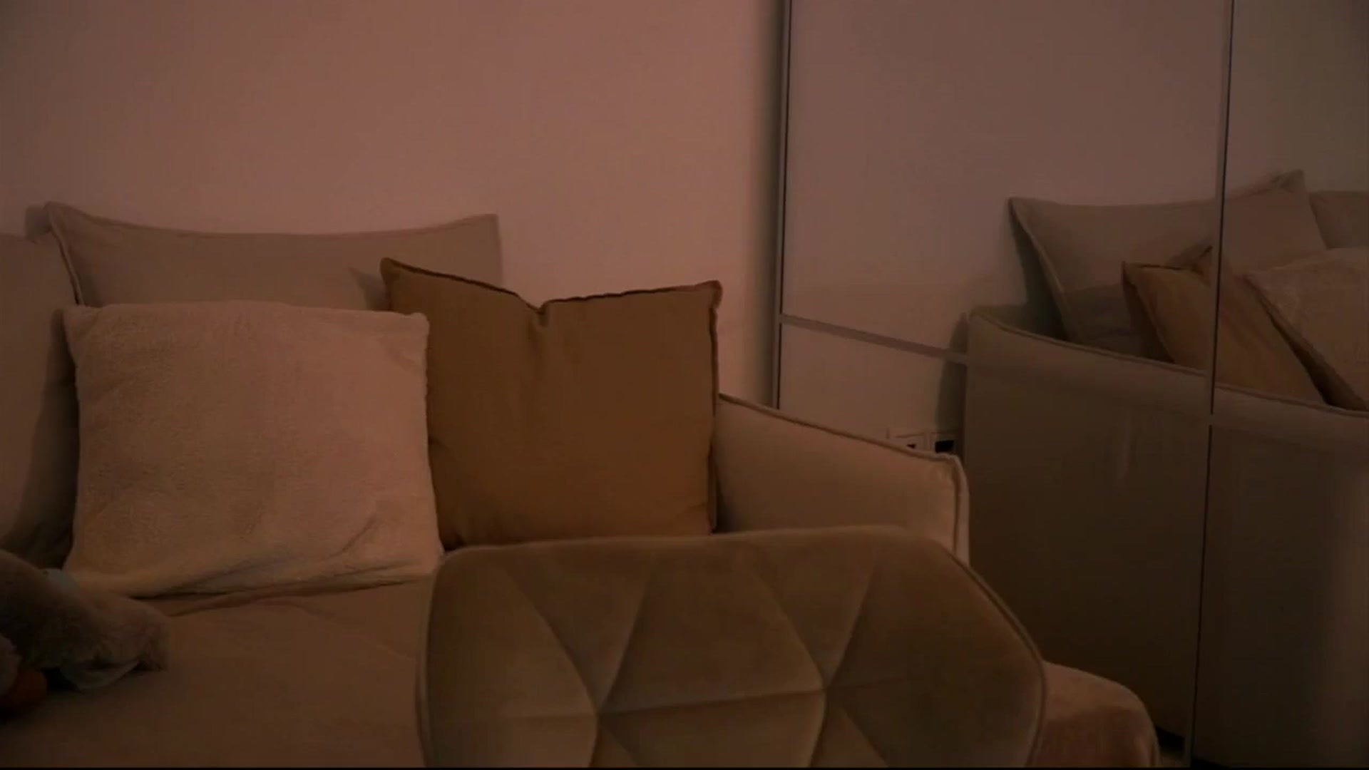 Gallery image thumbnail from Its_Ana's myfreecams stream on, 01/18/2026, 22:01 image 11 of 20