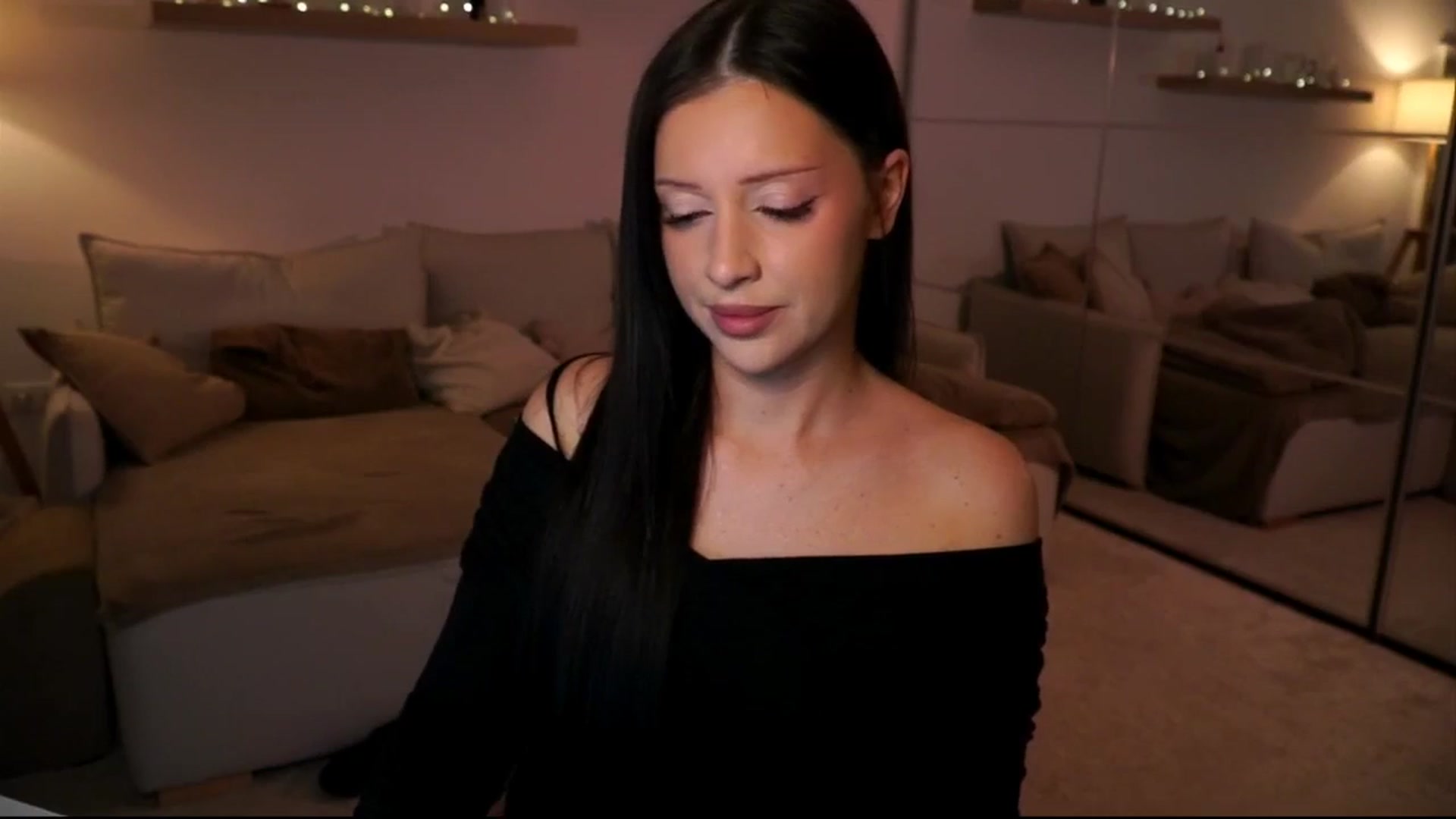 Gallery image thumbnail from Its_Ana's myfreecams stream on, 02/22/2026, 21:24 image 20 of 20