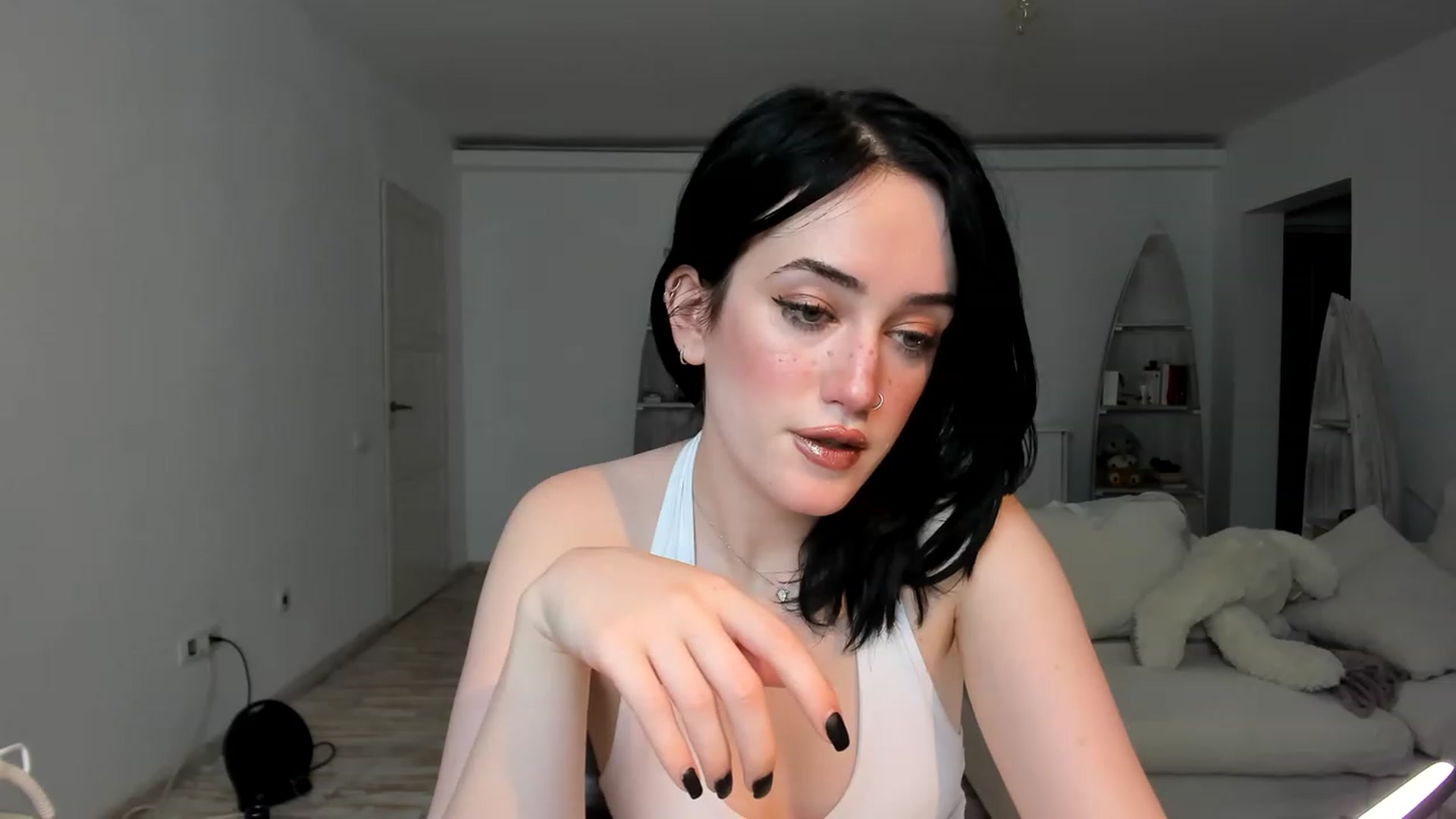 Gallery image thumbnail from Its_Cassidy's myfreecams stream on, 11/17/2022, 23:11 image 19 of 20