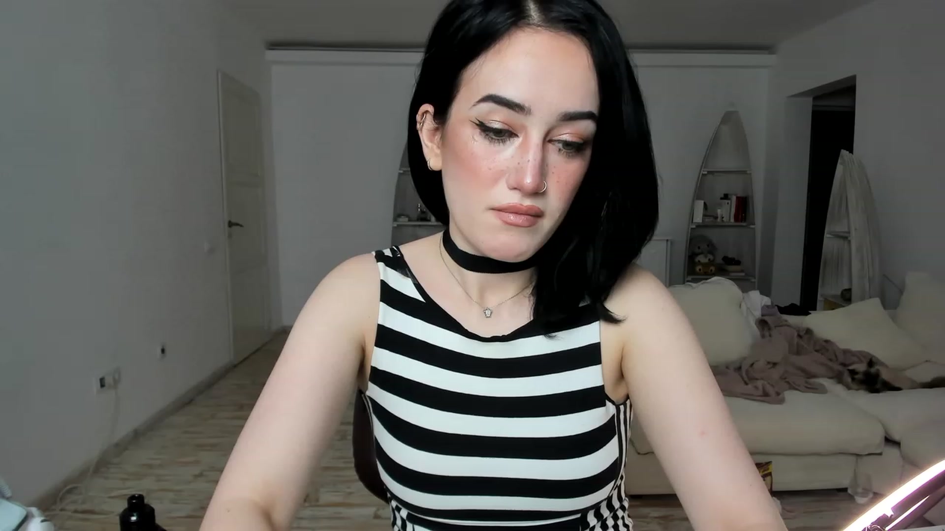 Gallery image thumbnail from Its_Cassidy's myfreecams stream on, 11/18/2022, 16:59 image 19 of 20