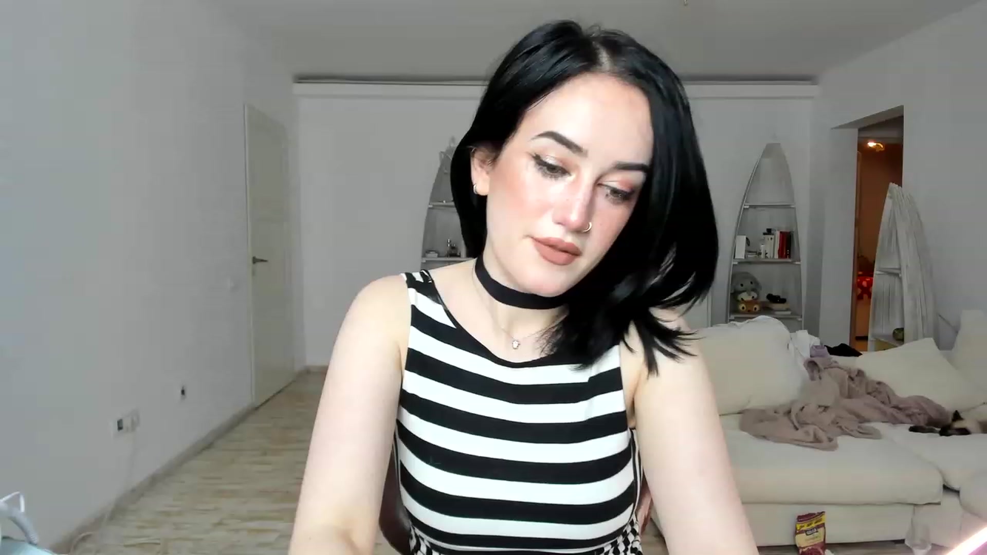 Gallery image thumbnail from Its_Cassidy's myfreecams stream on, 11/18/2022, 19:46 image 20 of 20