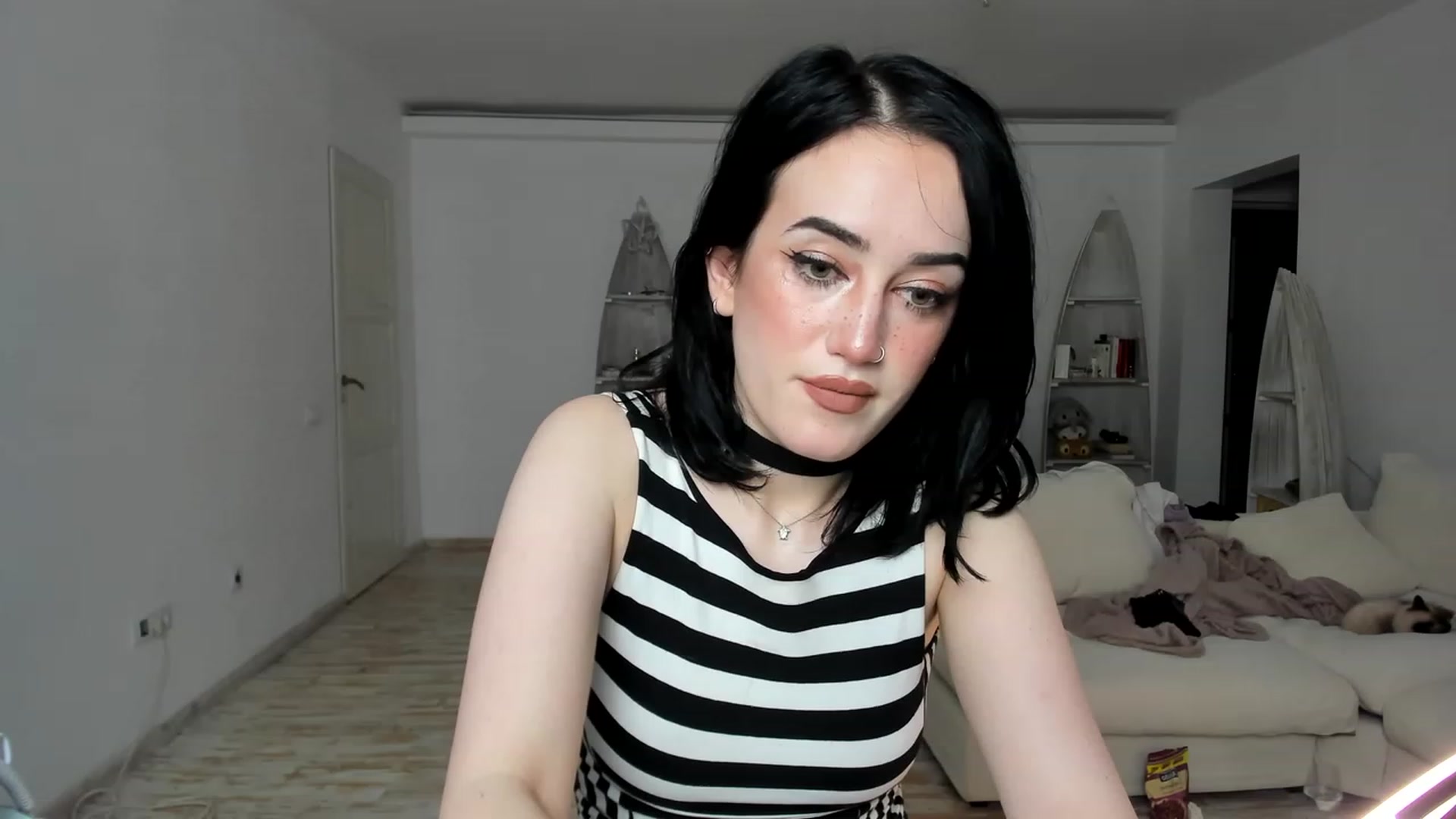 Gallery image thumbnail from Its_Cassidy's myfreecams stream on, 11/18/2022, 20:46 image 14 of 20