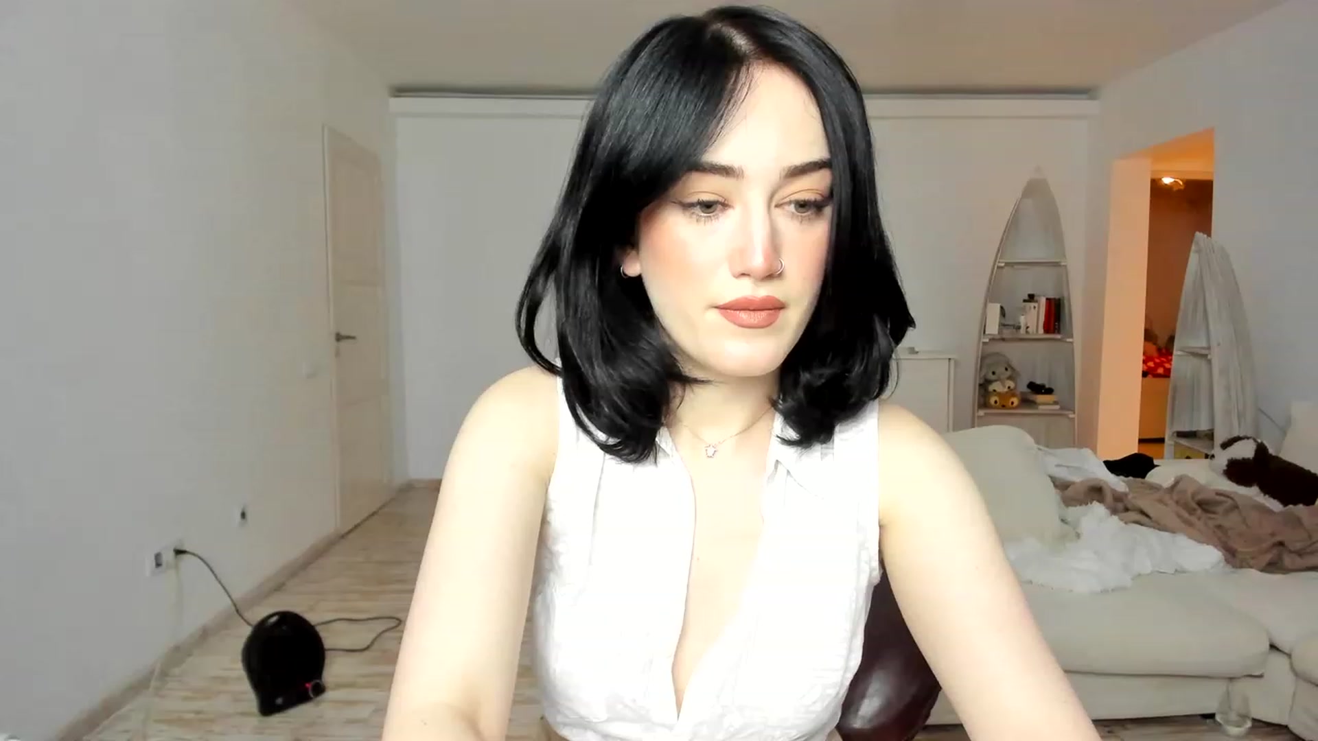 Gallery image thumbnail from Its_Cassidy's myfreecams stream on, 11/20/2022, 18:26 image 5 of 20