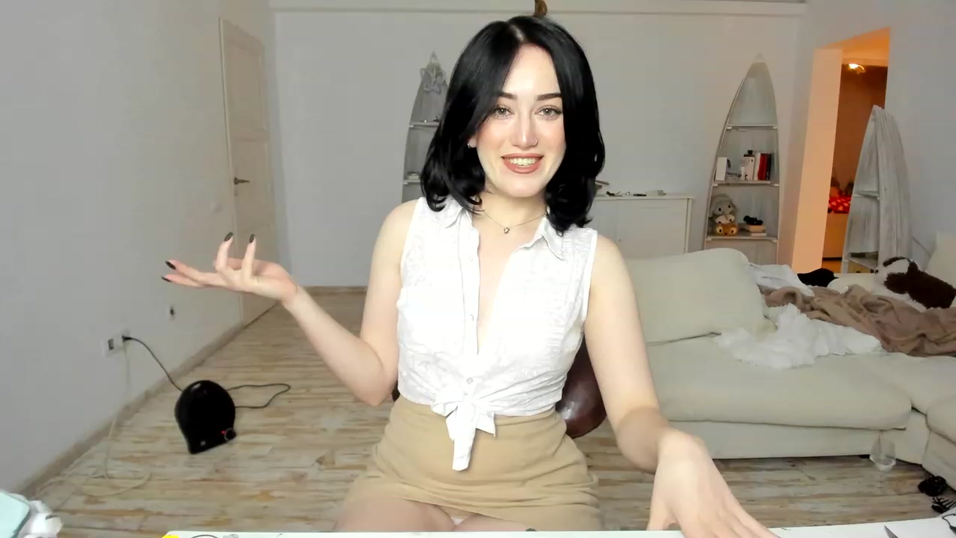 Gallery image thumbnail from Its_Cassidy's myfreecams stream on, 11/20/2022, 18:26 image 11 of 20