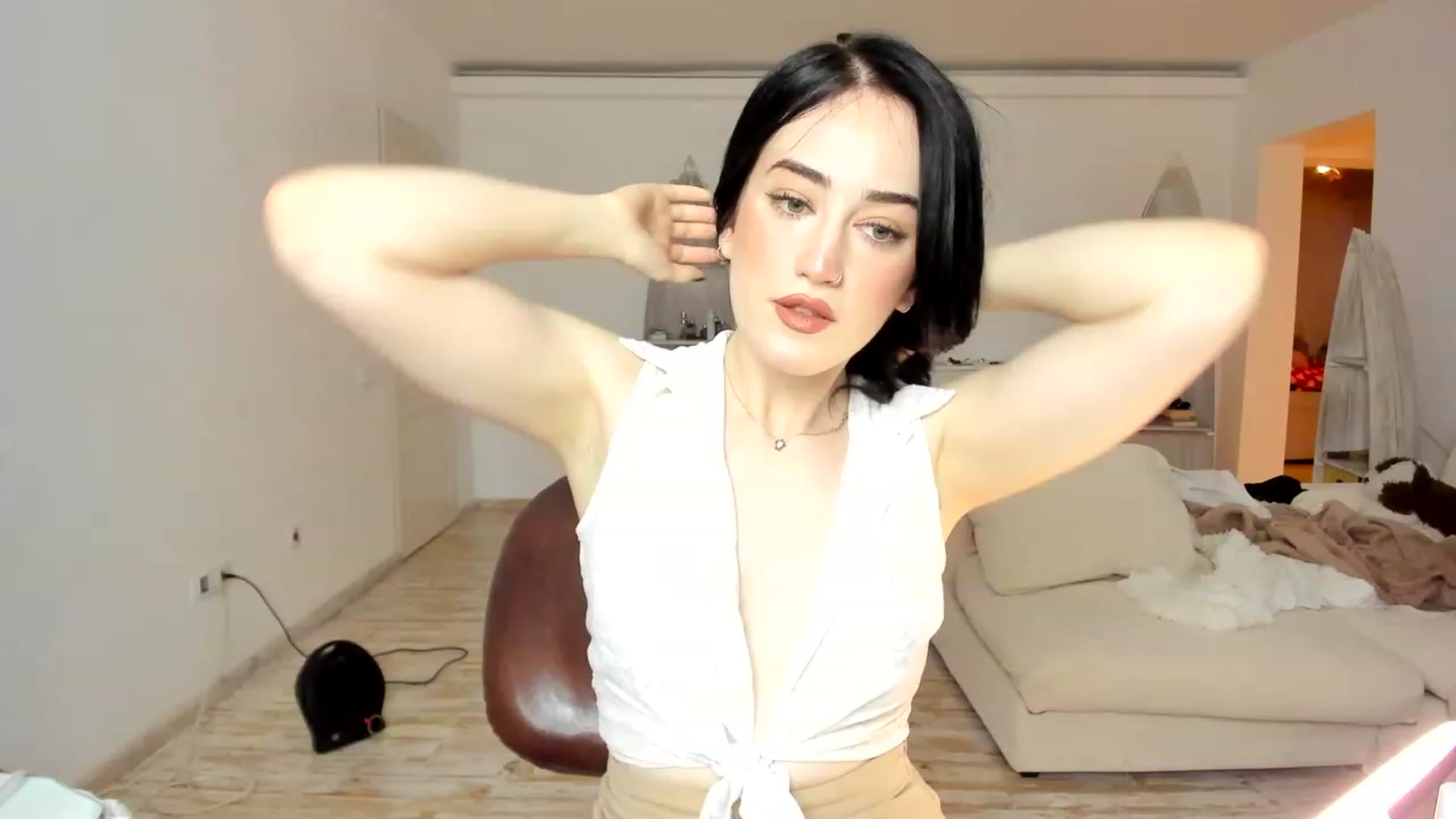 Gallery image thumbnail from Its_Cassidy's myfreecams stream on, 11/20/2022, 19:00 image 19 of 20