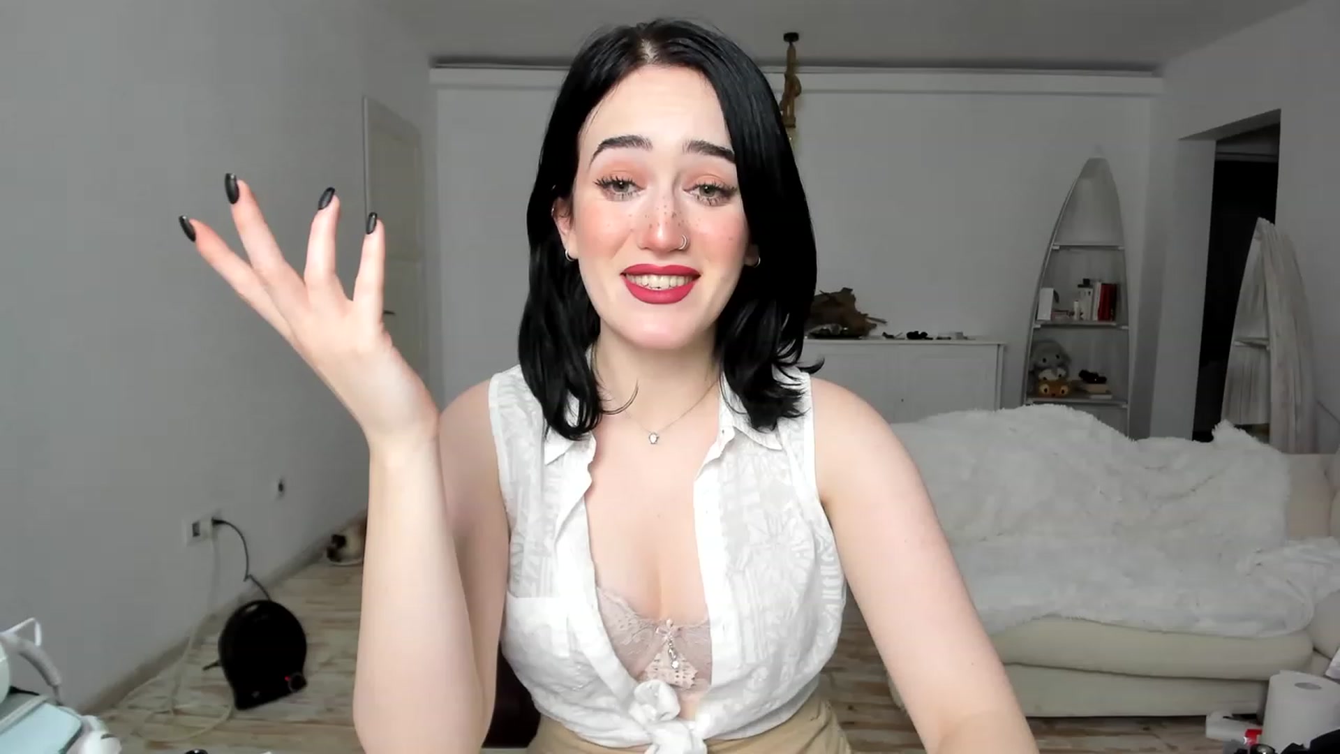 Gallery image thumbnail from Its_Cassidy's myfreecams stream on, 11/23/2022, 19:44 image 19 of 20