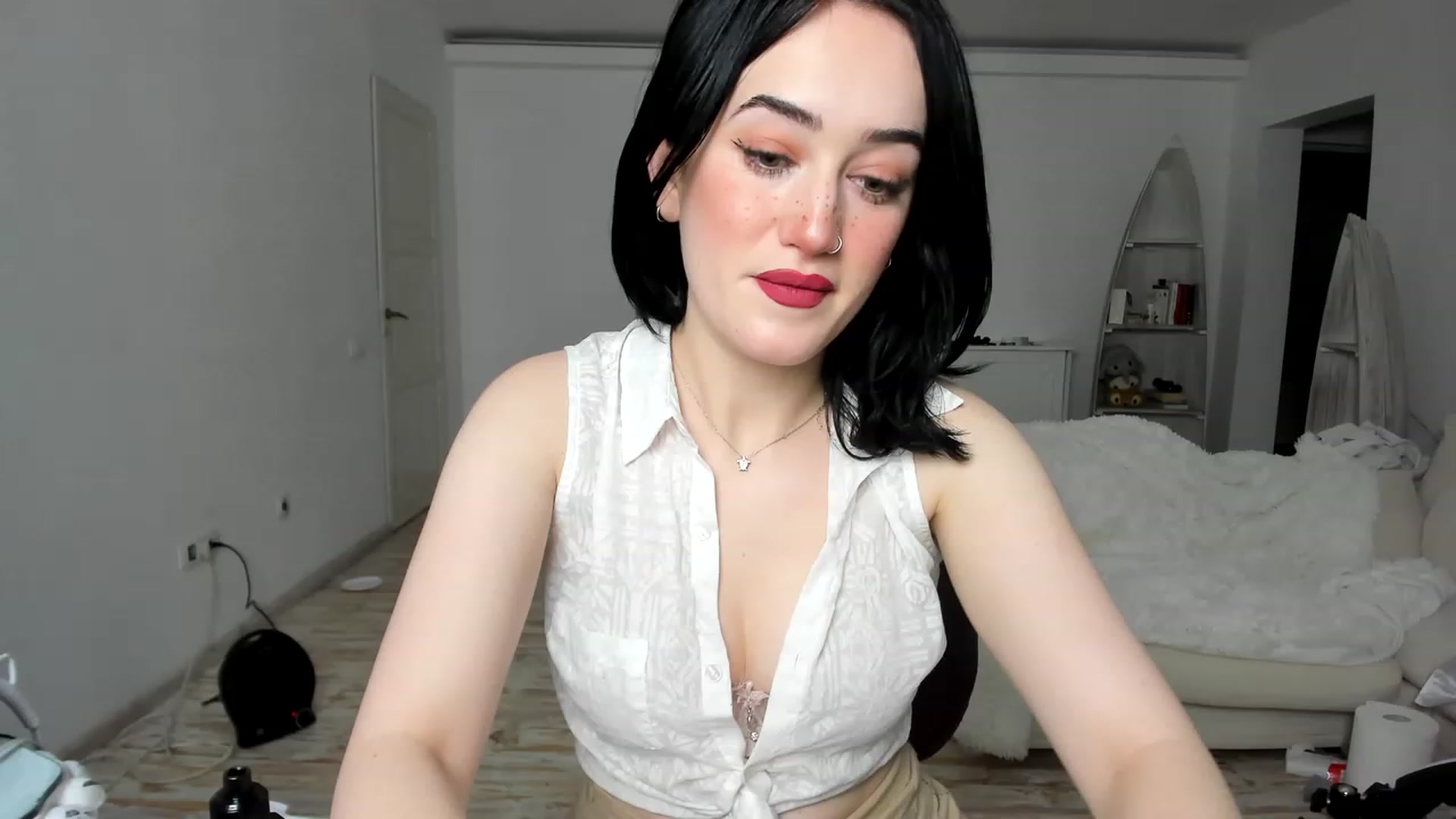 Gallery image thumbnail from Its_Cassidy's myfreecams stream on, 11/23/2022, 19:44 image 13 of 20