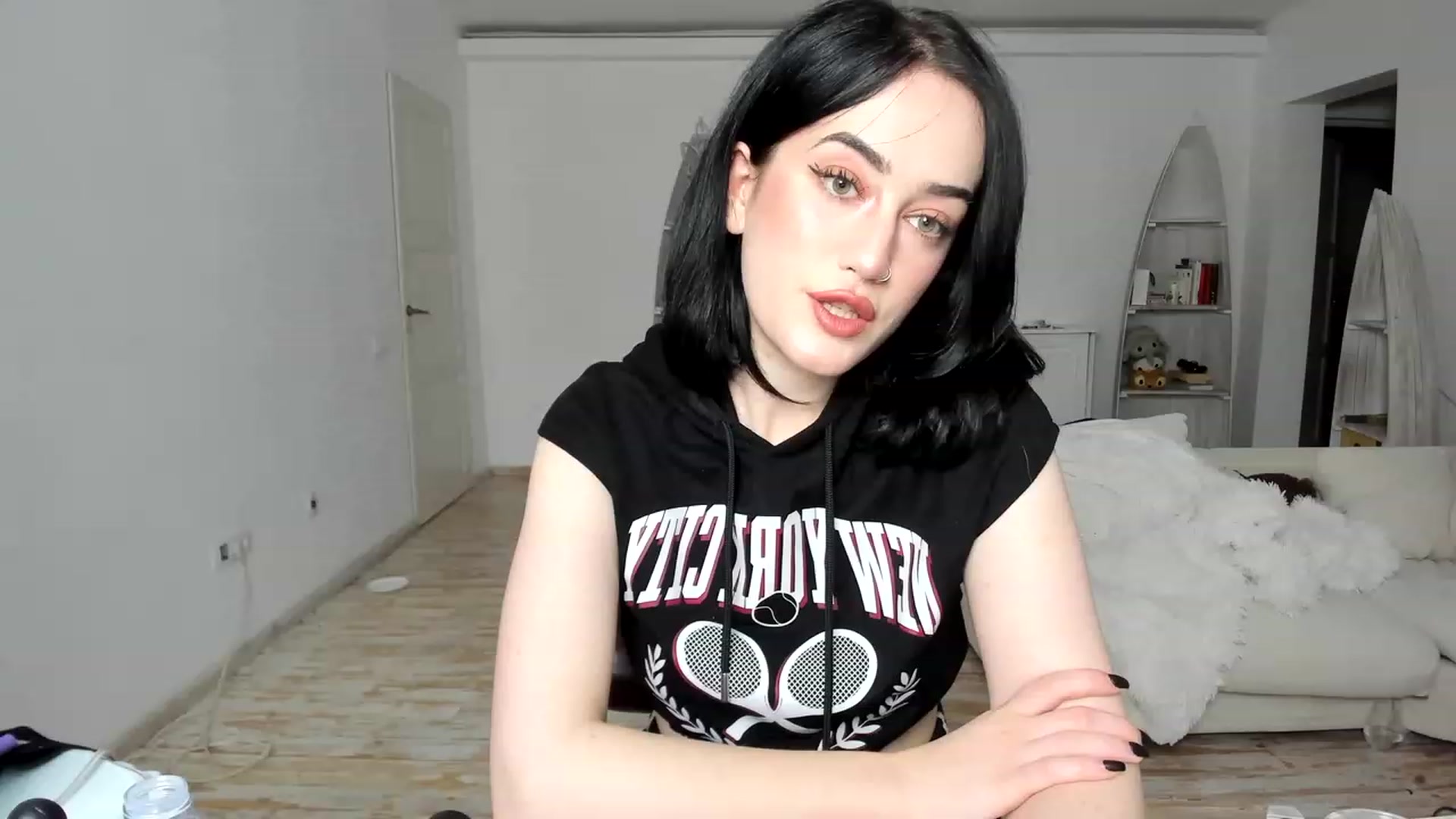Gallery image thumbnail from Its_Cassidy's myfreecams stream on, 11/24/2022, 19:07 image 7 of 20