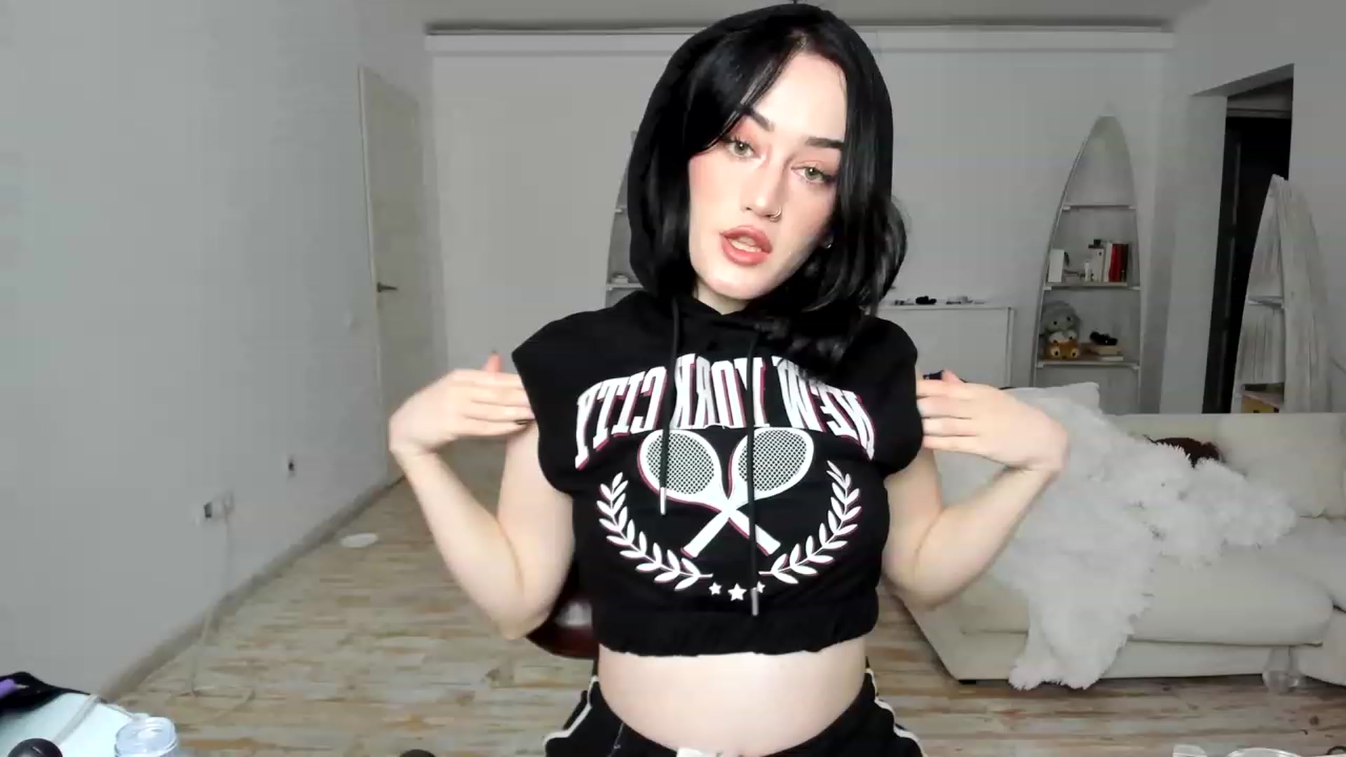 Gallery image thumbnail from Its_Cassidy's myfreecams stream on, 11/24/2022, 19:07 image 10 of 20