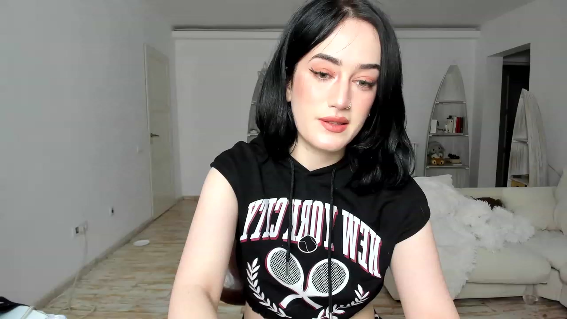 Gallery image thumbnail from Its_Cassidy's myfreecams stream on, 11/24/2022, 19:07 image 4 of 20
