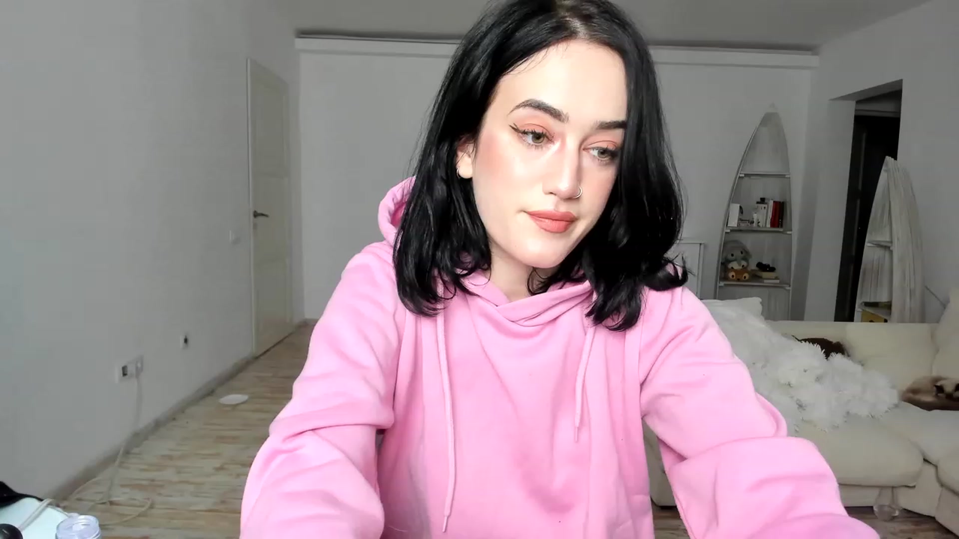 Gallery image thumbnail from Its_Cassidy's myfreecams stream on, 11/24/2022, 19:50 image 17 of 20