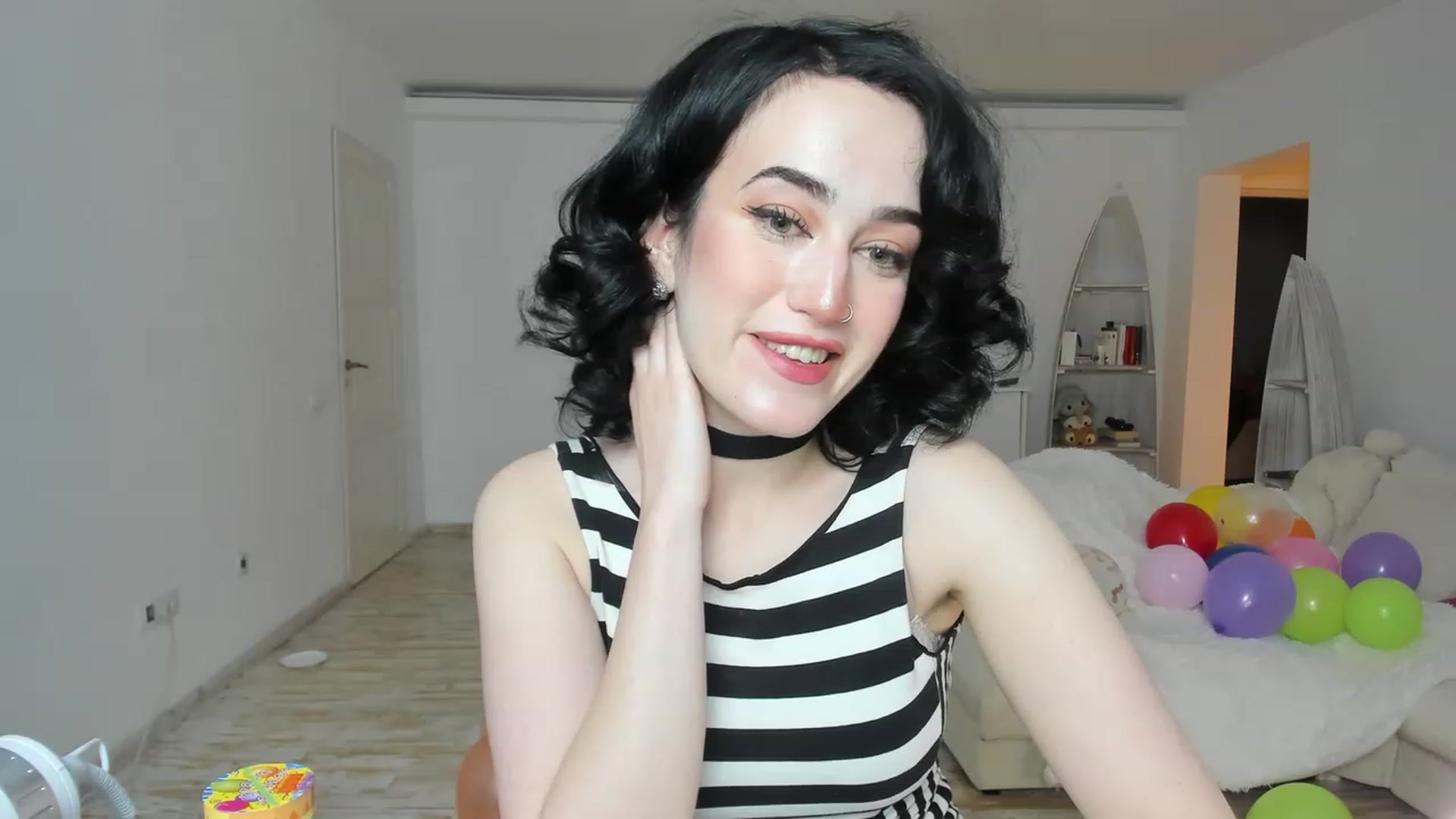 Gallery image thumbnail from Its_Cassidy's myfreecams stream on, 11/28/2022, 19:27 image 7 of 20