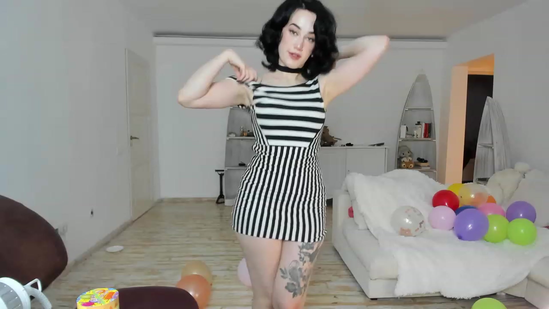 Gallery image thumbnail from Its_Cassidy's myfreecams stream on, 11/28/2022, 19:27 image 13 of 20