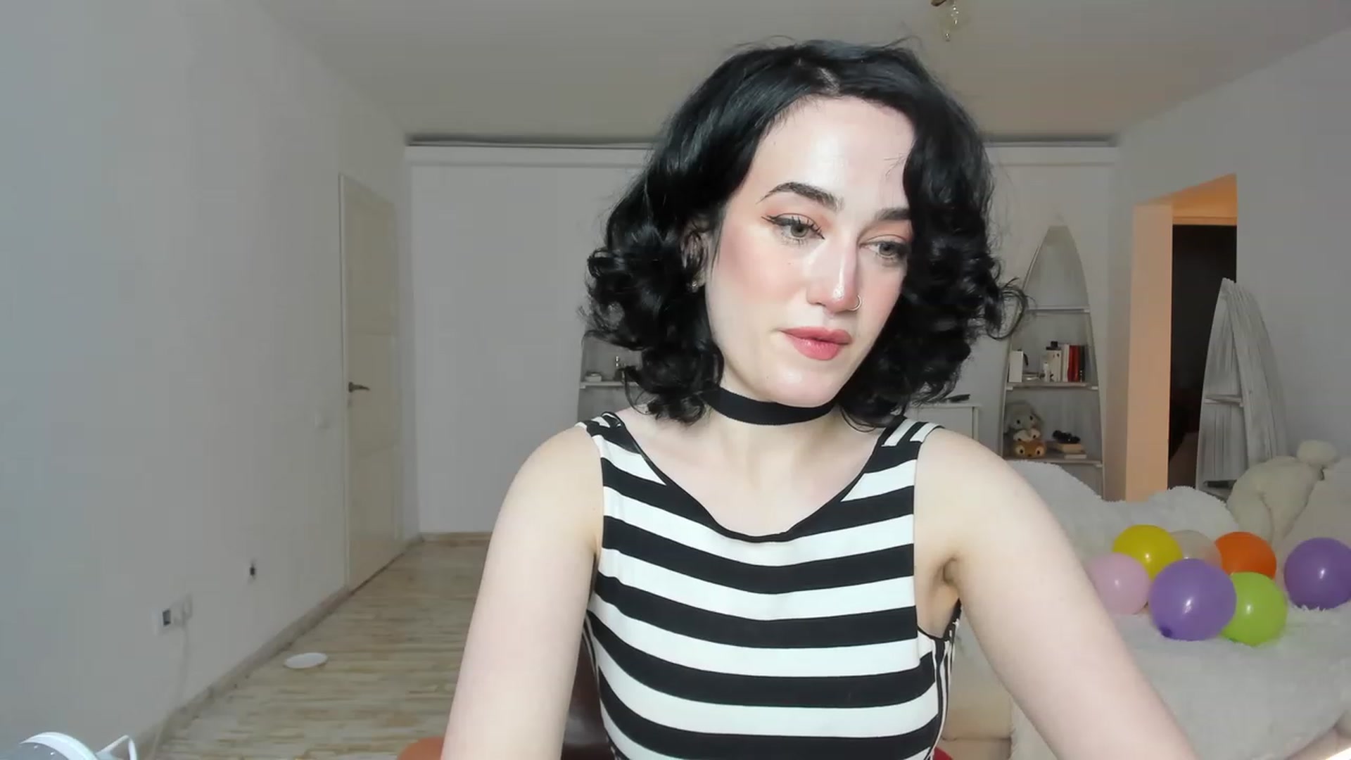 Gallery image thumbnail from Its_Cassidy's myfreecams stream on, 11/28/2022, 20:19 image 2 of 20