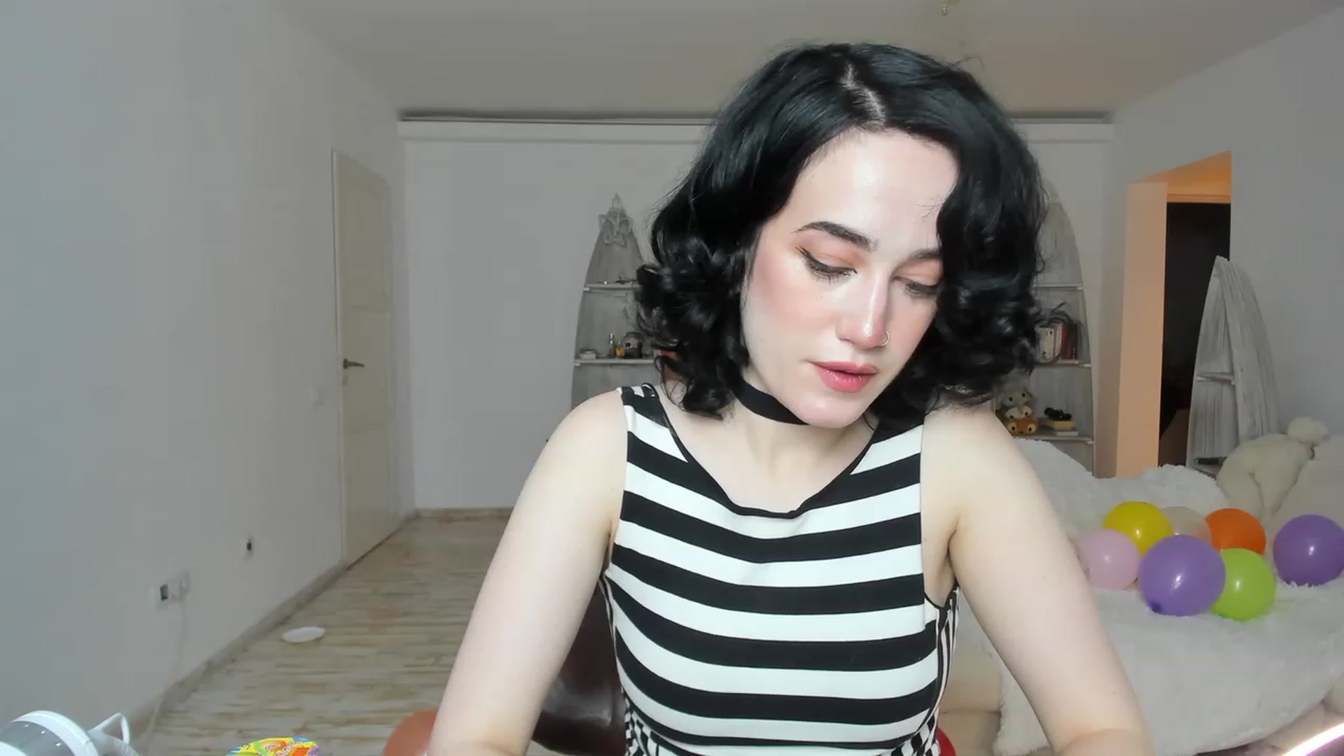Gallery image thumbnail from Its_Cassidy's myfreecams stream on, 11/28/2022, 20:19 image 11 of 20