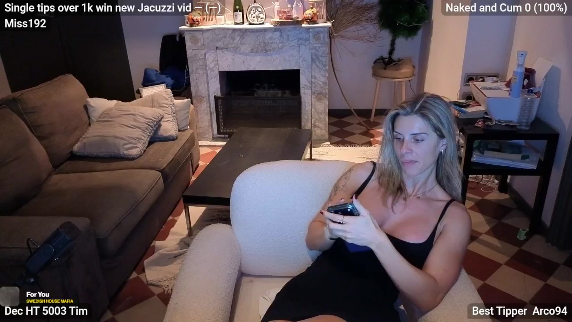 Gallery image thumbnail from Its_Goddess_B's myfreecams stream on, 01/08/2026, 06:16 image 1 of 20