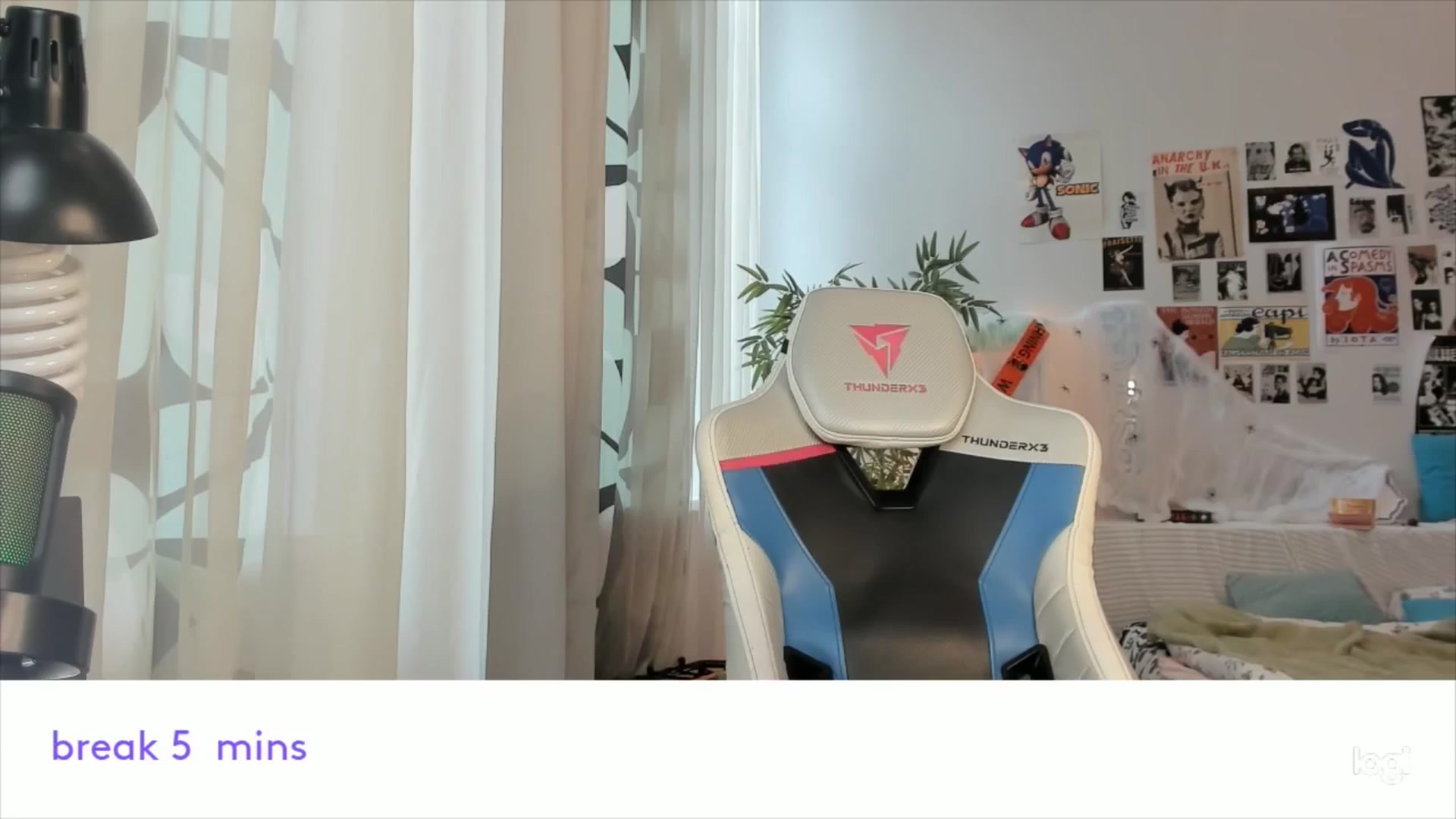 Gallery image thumbnail from Its_Nokia's myfreecams stream on, 10/16/2024, 10:01 image 10 of 20