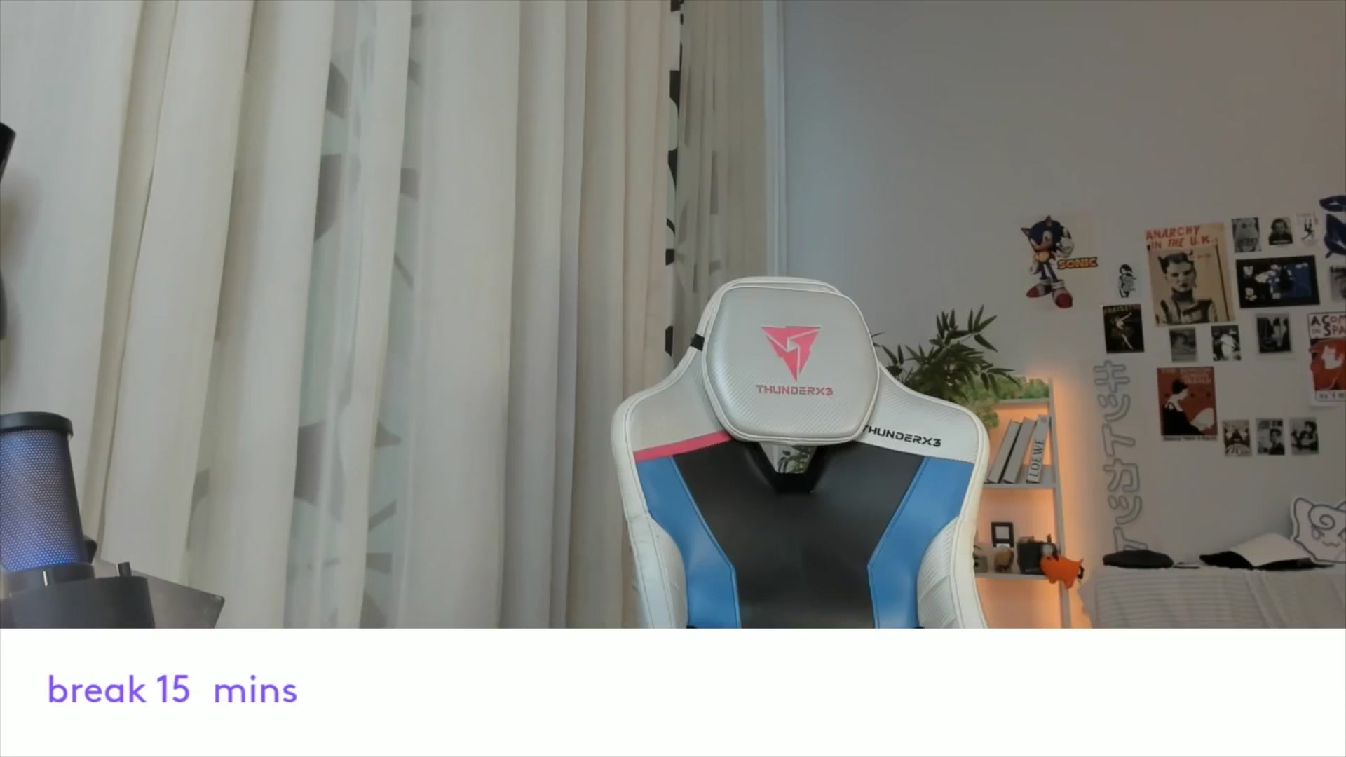 Gallery image thumbnail from Its_Nokia's myfreecams stream on, 11/12/2024, 09:56 image 14 of 20