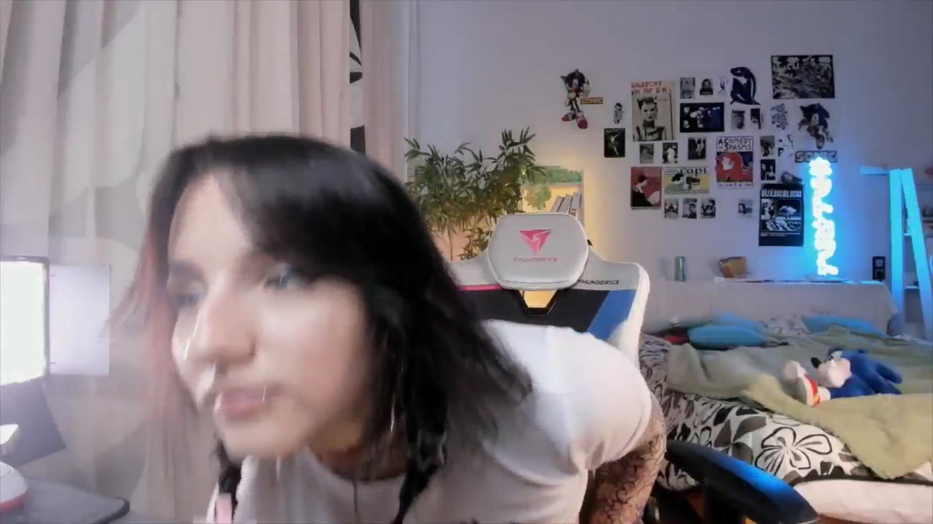 Gallery image thumbnail from Its_Nokia's myfreecams stream on, 12/05/2024, 09:07 image 15 of 20