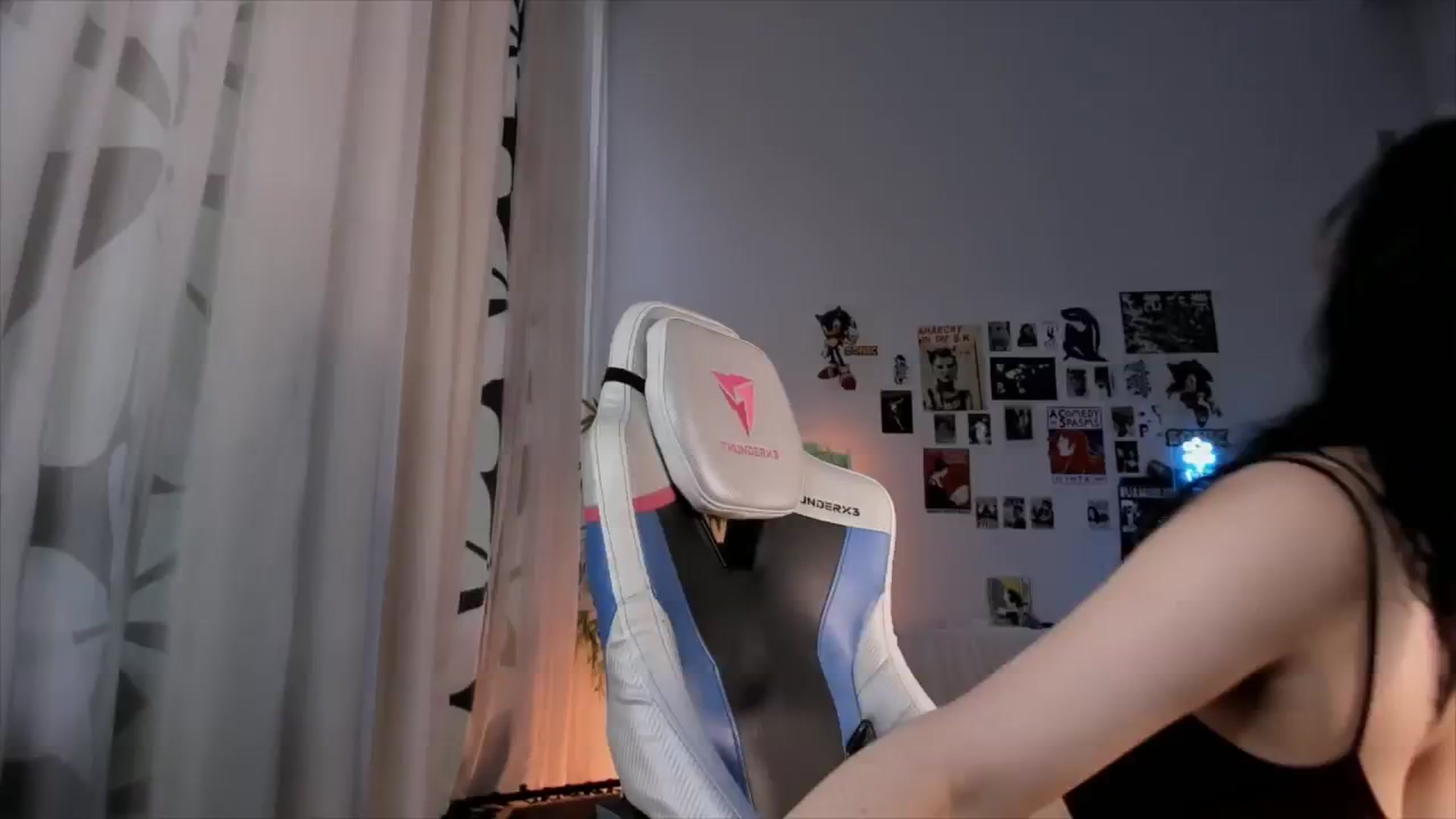 Gallery image thumbnail from Its_Nokia's myfreecams stream on, 12/11/2024, 10:03 image 10 of 20