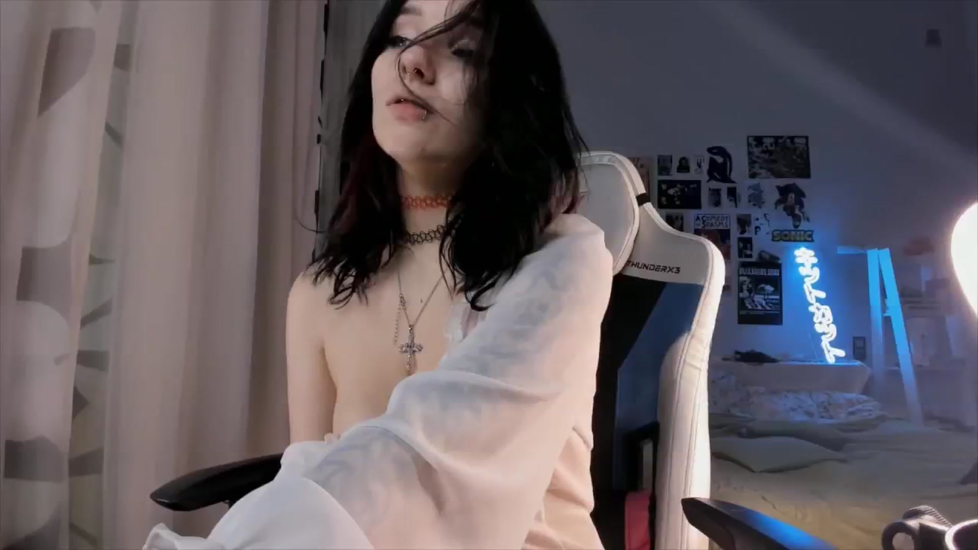 Gallery image thumbnail from Its_Nokia's myfreecams stream on, 12/13/2024, 09:10 image 6 of 20