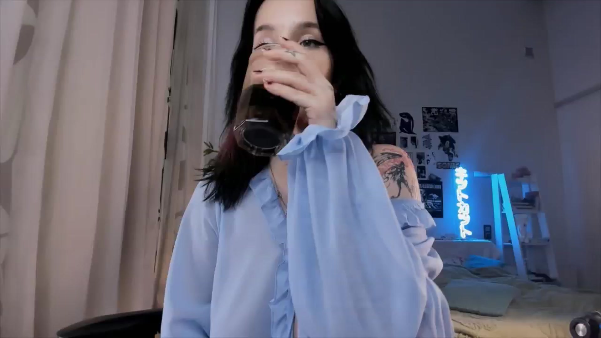 Gallery image thumbnail from Its_Nokia's myfreecams stream on, 12/15/2024, 10:25 image 1 of 20