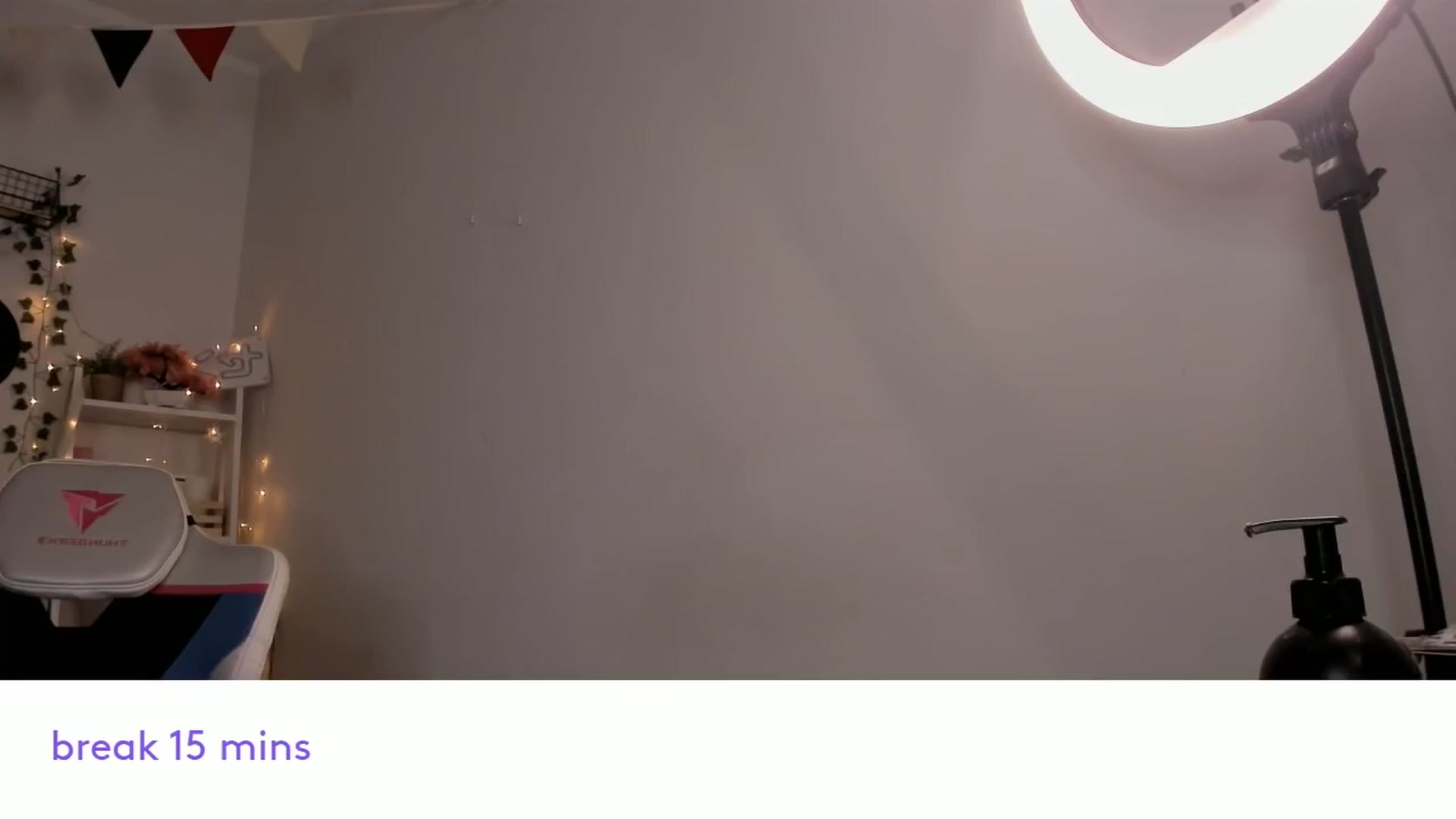 Gallery image thumbnail from Its_Nokia's myfreecams stream on, 12/26/2024, 05:52 image 19 of 20