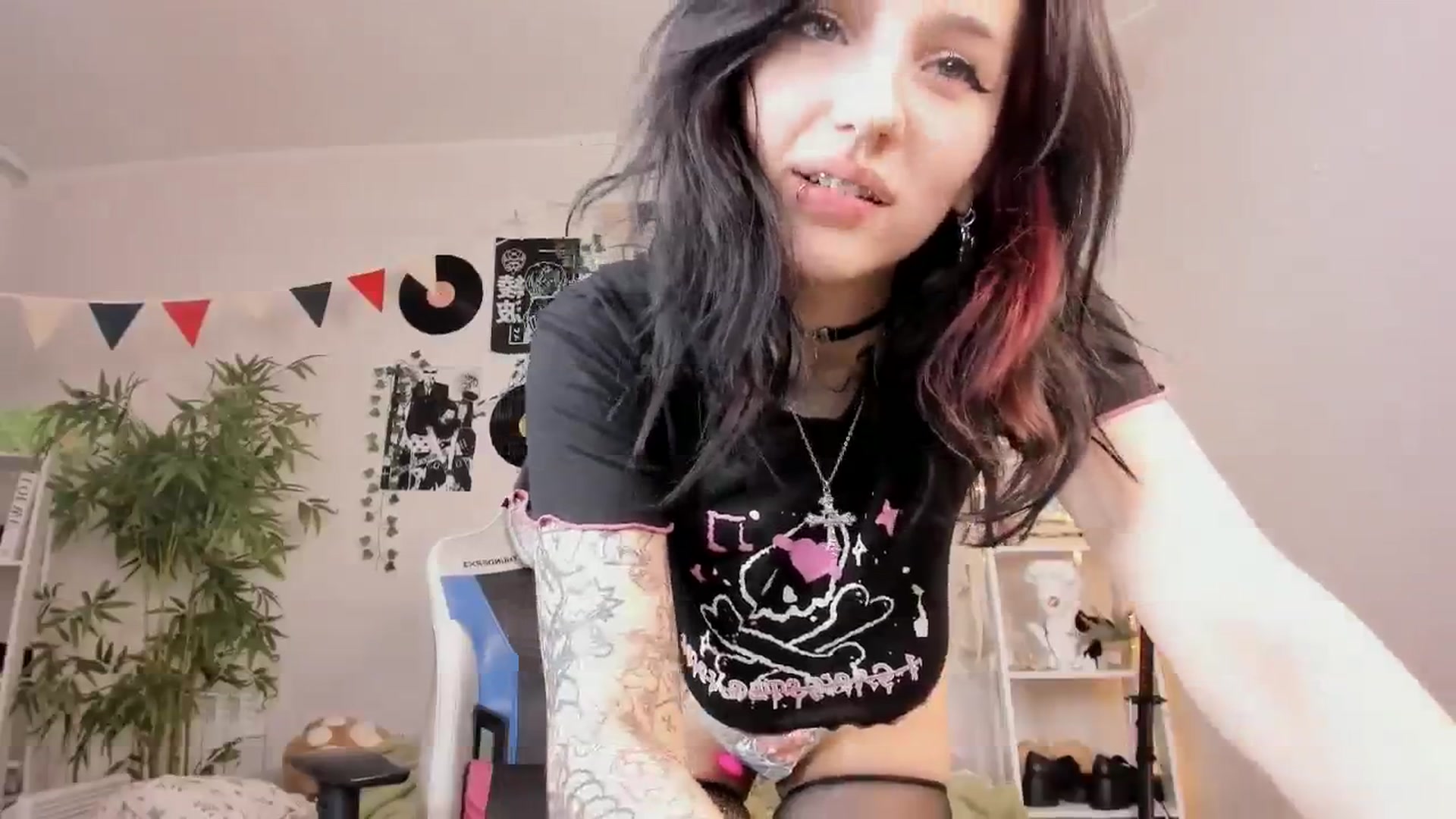 Gallery image thumbnail from Its_Nokia's myfreecams stream on, 12/30/2024, 08:39 image 20 of 20