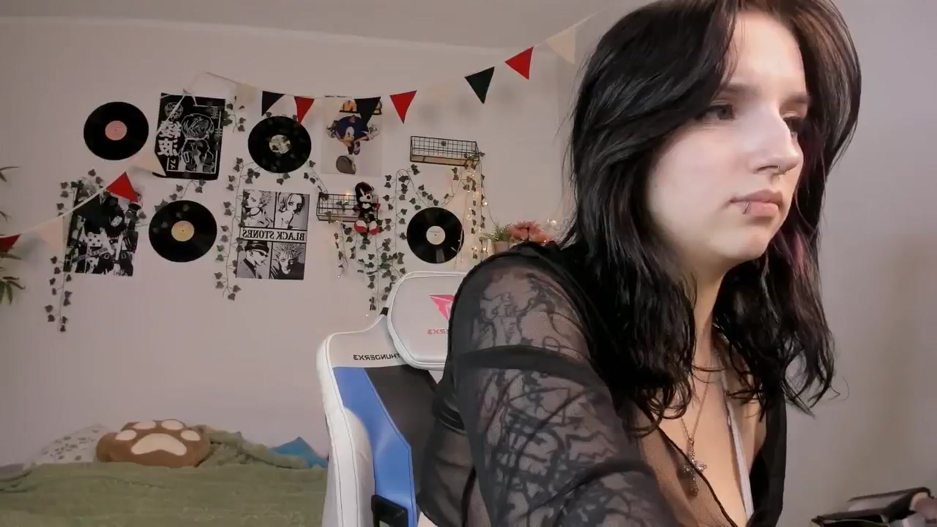 Gallery image thumbnail from Its_Nokia's myfreecams stream on, 01/20/2025, 08:05 image 17 of 20