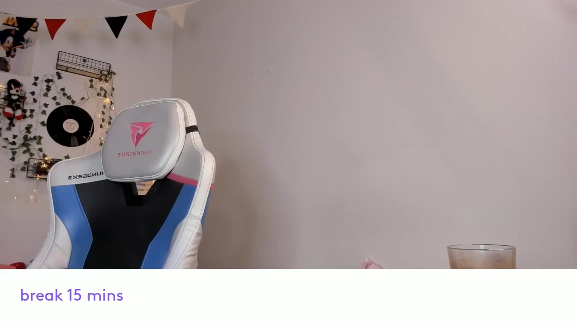 Gallery image thumbnail from Its_Nokia's myfreecams stream on, 01/20/2025, 08:05 image 7 of 20