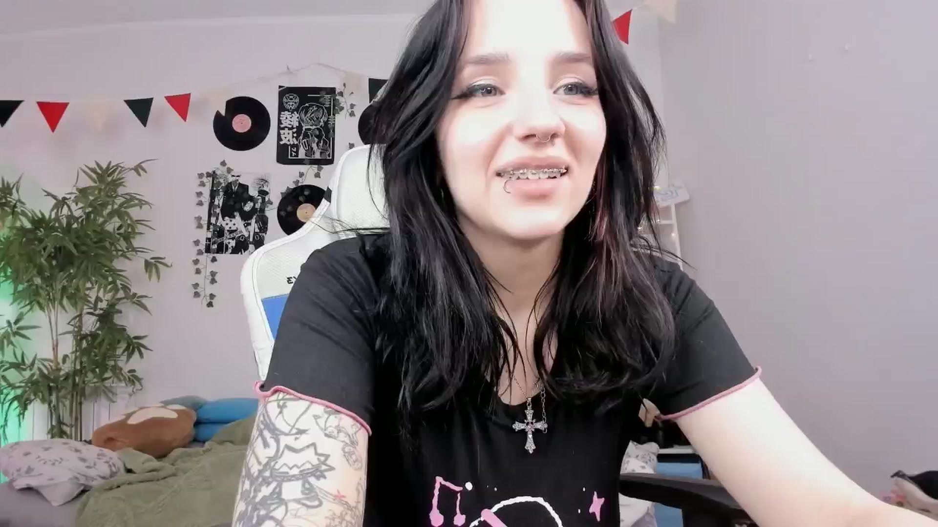 Gallery image thumbnail from Its_Nokia's myfreecams stream on, 02/06/2025, 08:52 image 18 of 20
