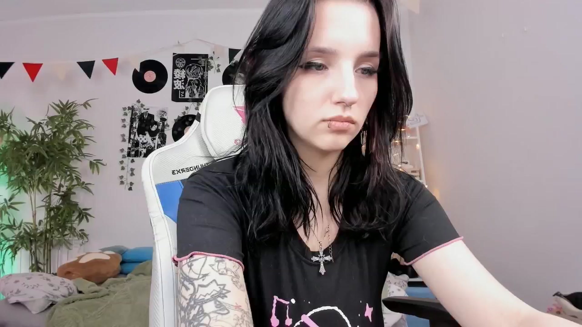 Gallery image thumbnail from Its_Nokia's myfreecams stream on, 02/06/2025, 09:50 image 1 of 20