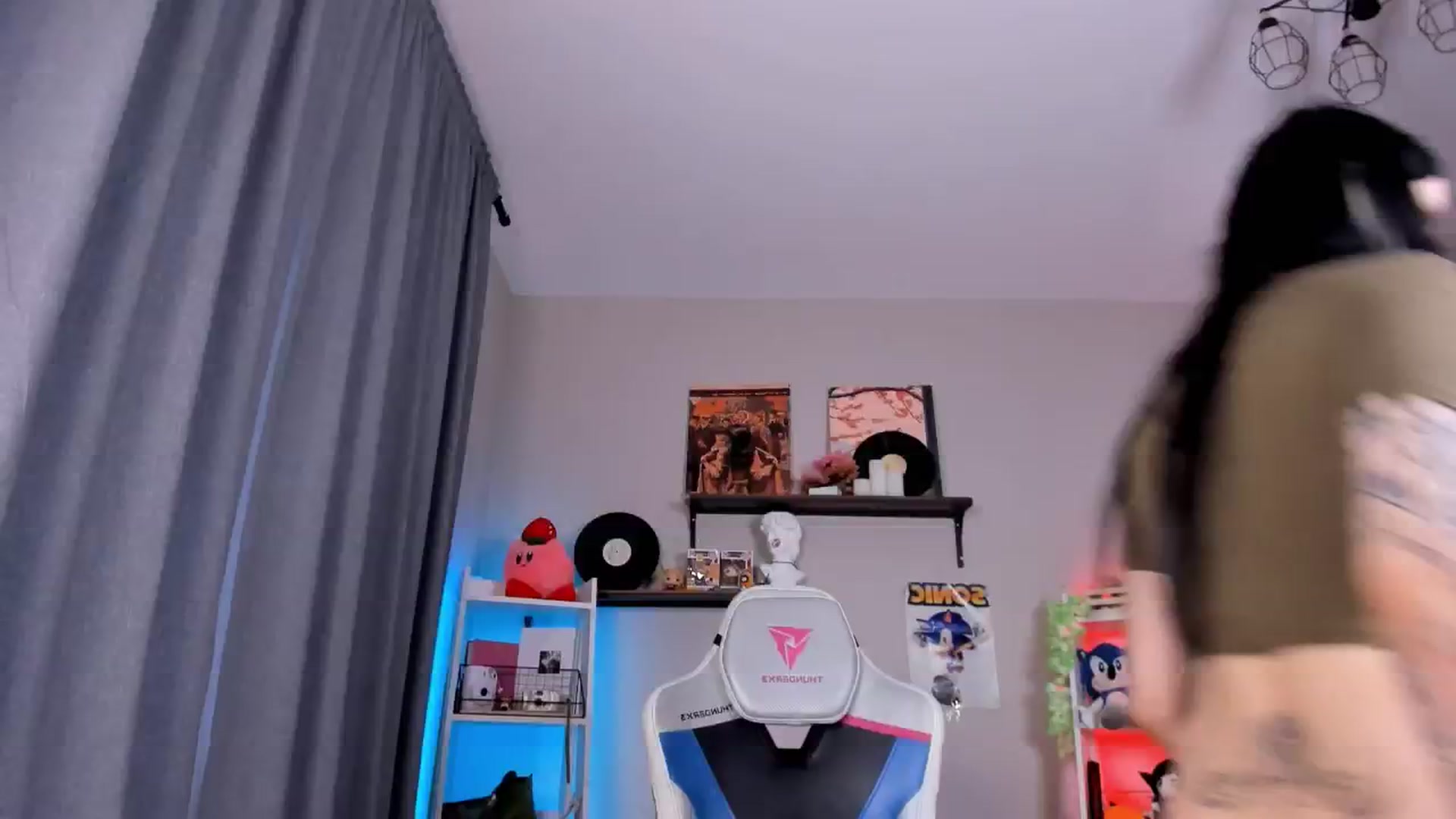 Gallery image thumbnail from Its_Nokia's myfreecams stream on, 03/10/2025, 08:01 image 4 of 20