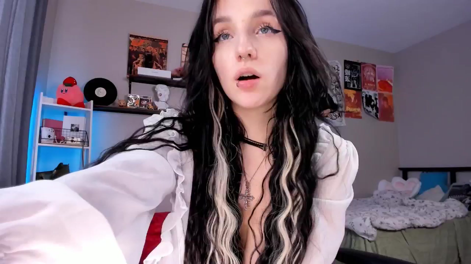 Gallery image thumbnail from Its_Nokia's myfreecams stream on, 03/25/2025, 09:45 image 7 of 20