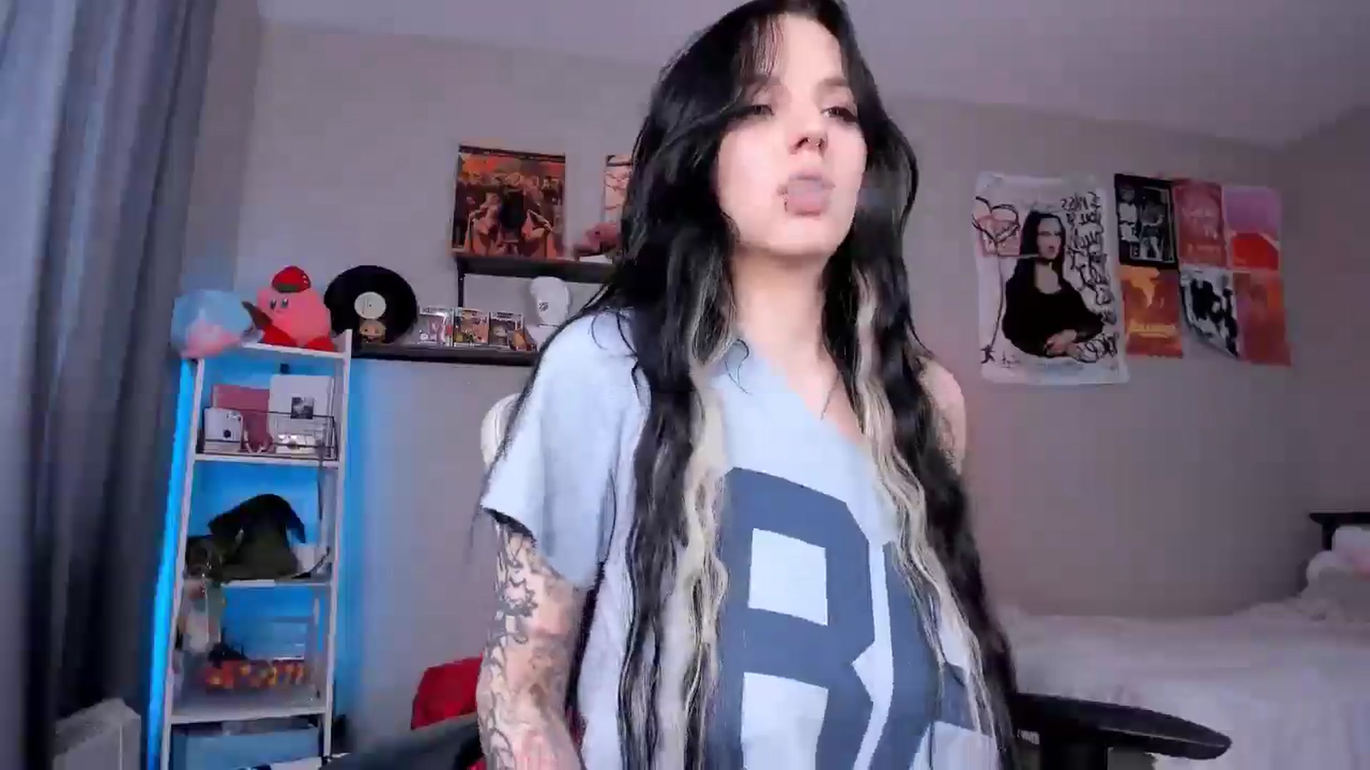 Gallery image thumbnail from Its_Nokia's myfreecams stream on, 04/14/2025, 07:36 image 16 of 20