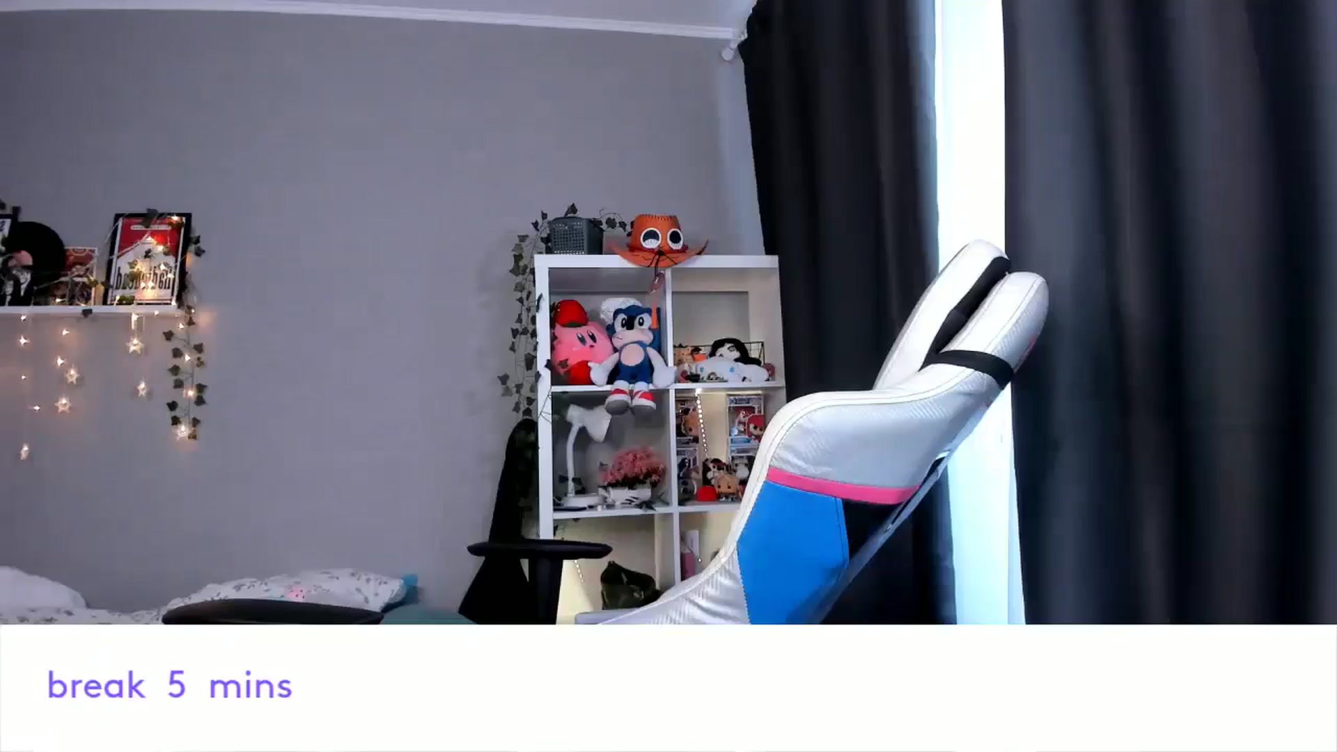 Gallery image thumbnail from Its_Nokia's myfreecams stream on, 08/26/2025, 10:06 image 18 of 20