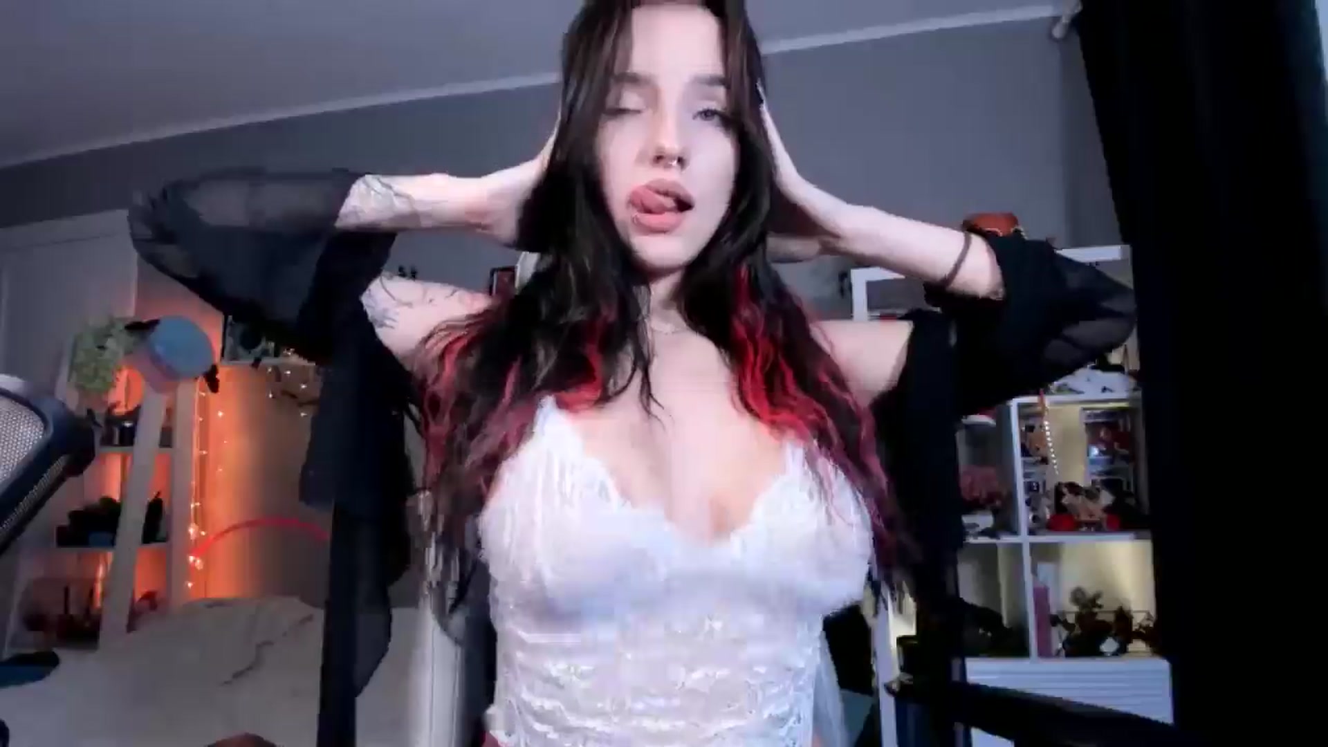 Gallery image thumbnail from Its_Nokia's myfreecams stream on, 08/29/2025, 09:06 image 15 of 20