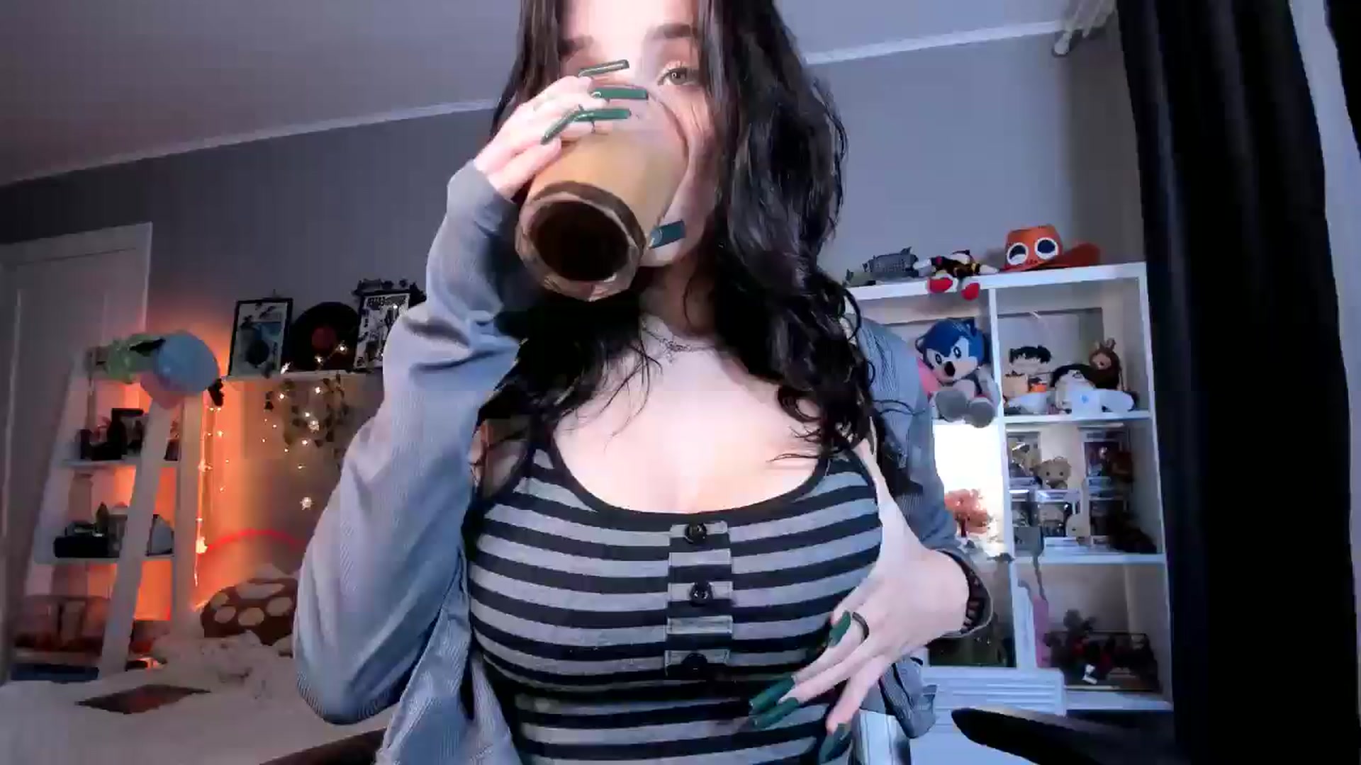 Gallery image thumbnail from Its_Nokia's myfreecams stream on, 09/18/2025, 05:53 image 1 of 20