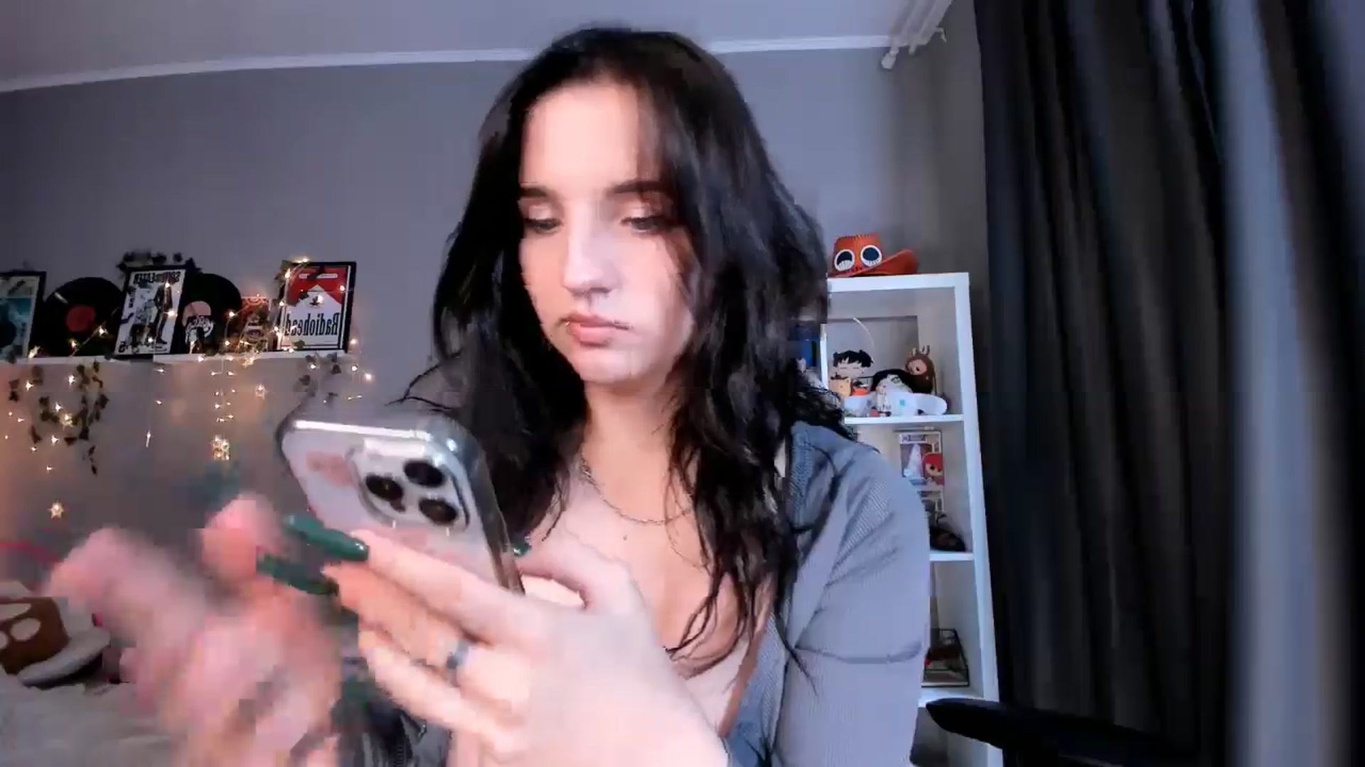 Gallery image thumbnail from Its_Nokia's myfreecams stream on, 09/18/2025, 10:02 image 6 of 20