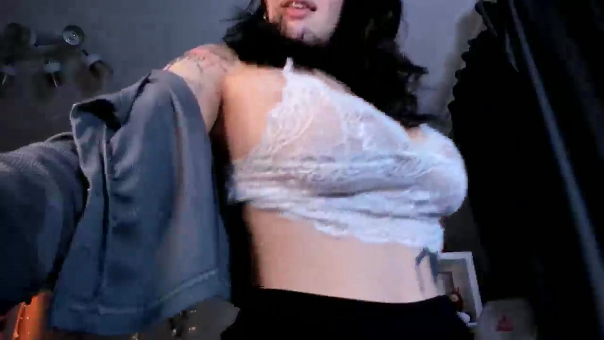 Gallery image thumbnail from Its_Nokia's myfreecams stream on, 09/19/2025, 06:42 image 19 of 20