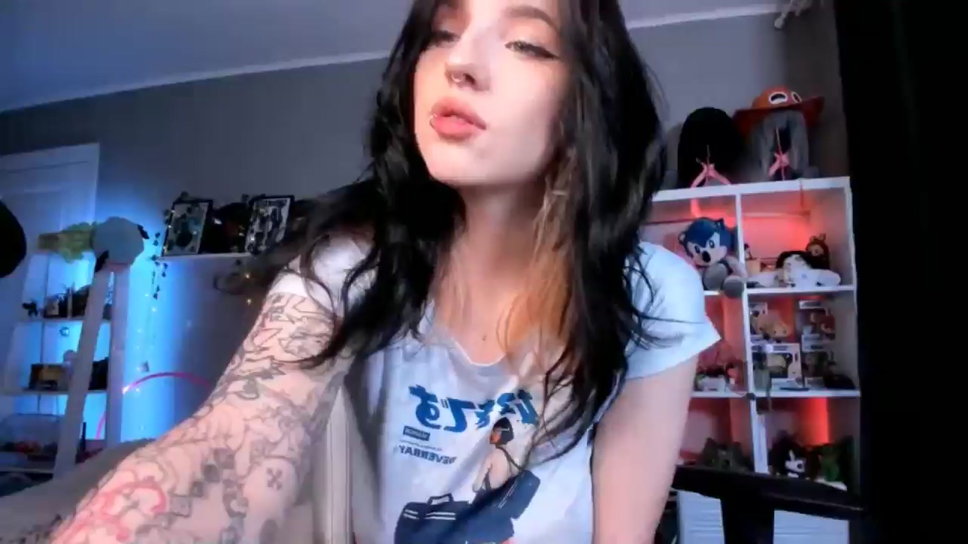 Gallery image thumbnail from Its_Nokia's myfreecams stream on, 10/14/2025, 08:17 image 7 of 20