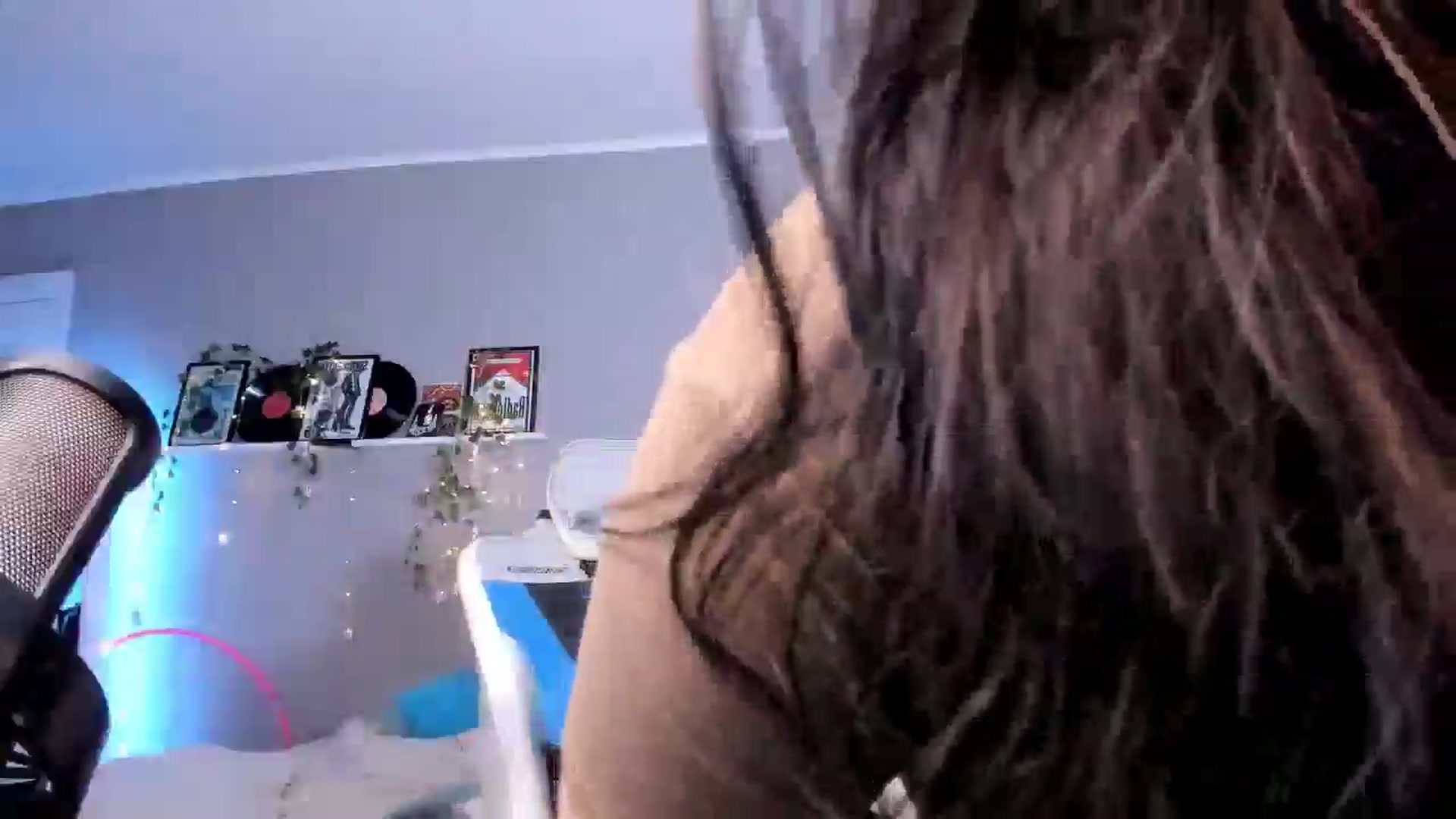 Gallery image thumbnail from Its_Nokia's myfreecams stream on, 10/15/2025, 08:23 image 19 of 20