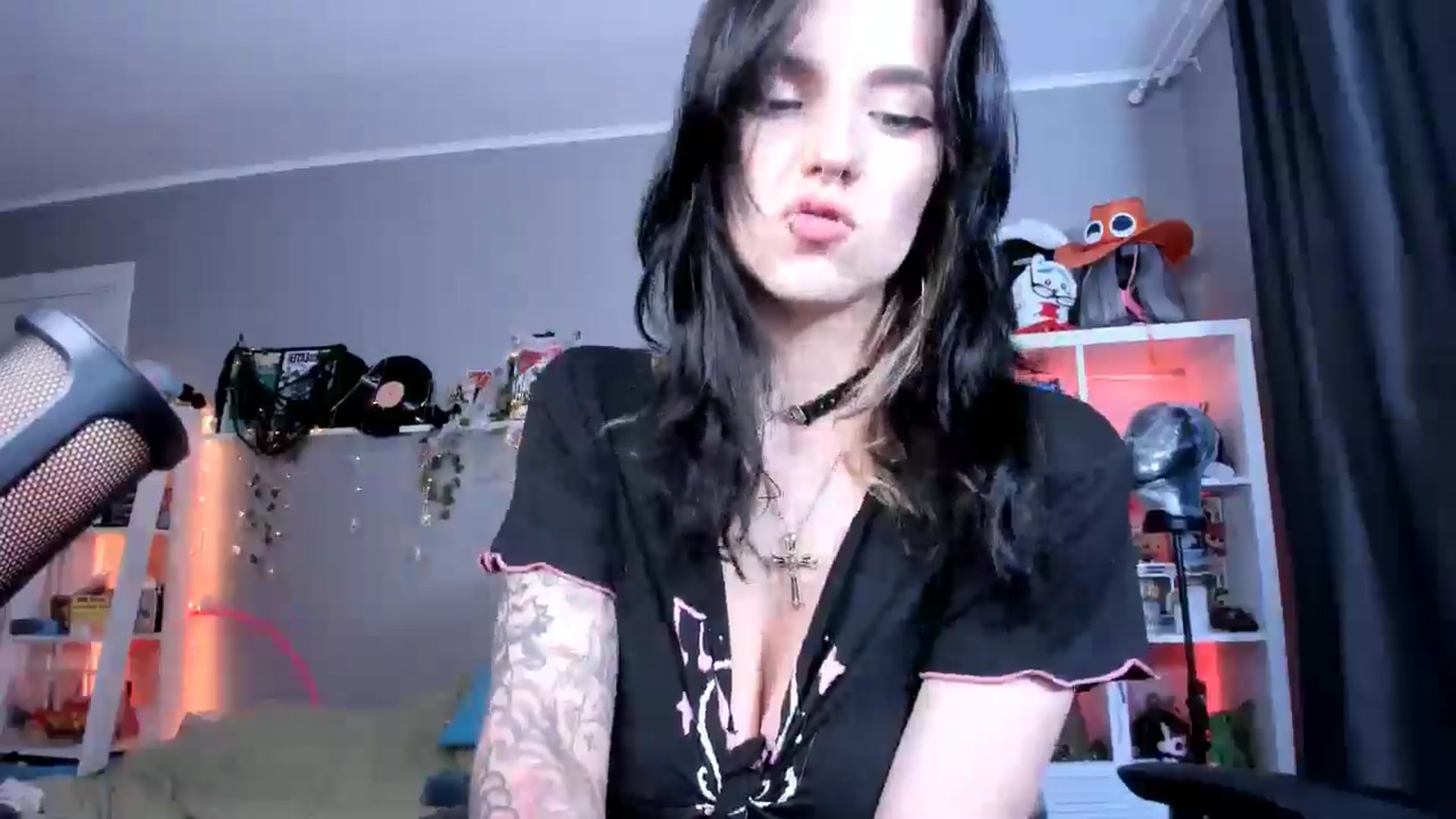 Gallery image thumbnail from Its_Nokia's myfreecams stream on, 12/03/2025, 10:03 image 10 of 20