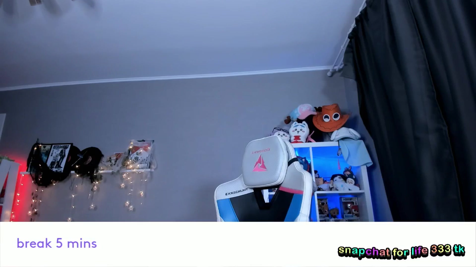 Gallery image thumbnail from Its_Nokia's myfreecams stream on, 12/17/2025, 10:04 image 18 of 20