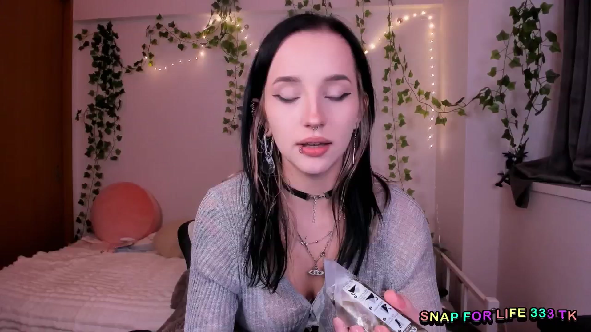 Gallery image thumbnail from Its_Nokia's myfreecams stream on, 01/28/2026, 09:04 image 5 of 20