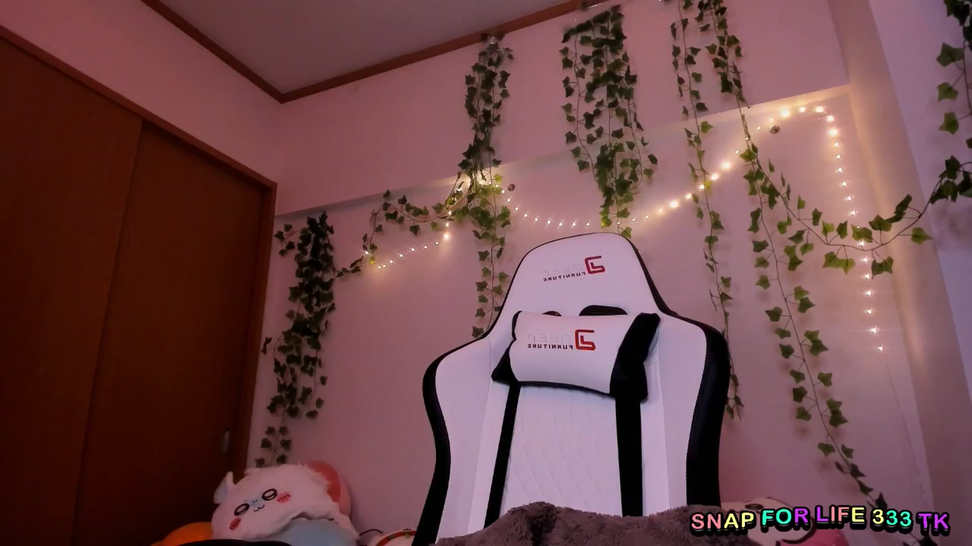Gallery image thumbnail from Its_Nokia's myfreecams stream on, 02/04/2026, 09:55 image 4 of 20