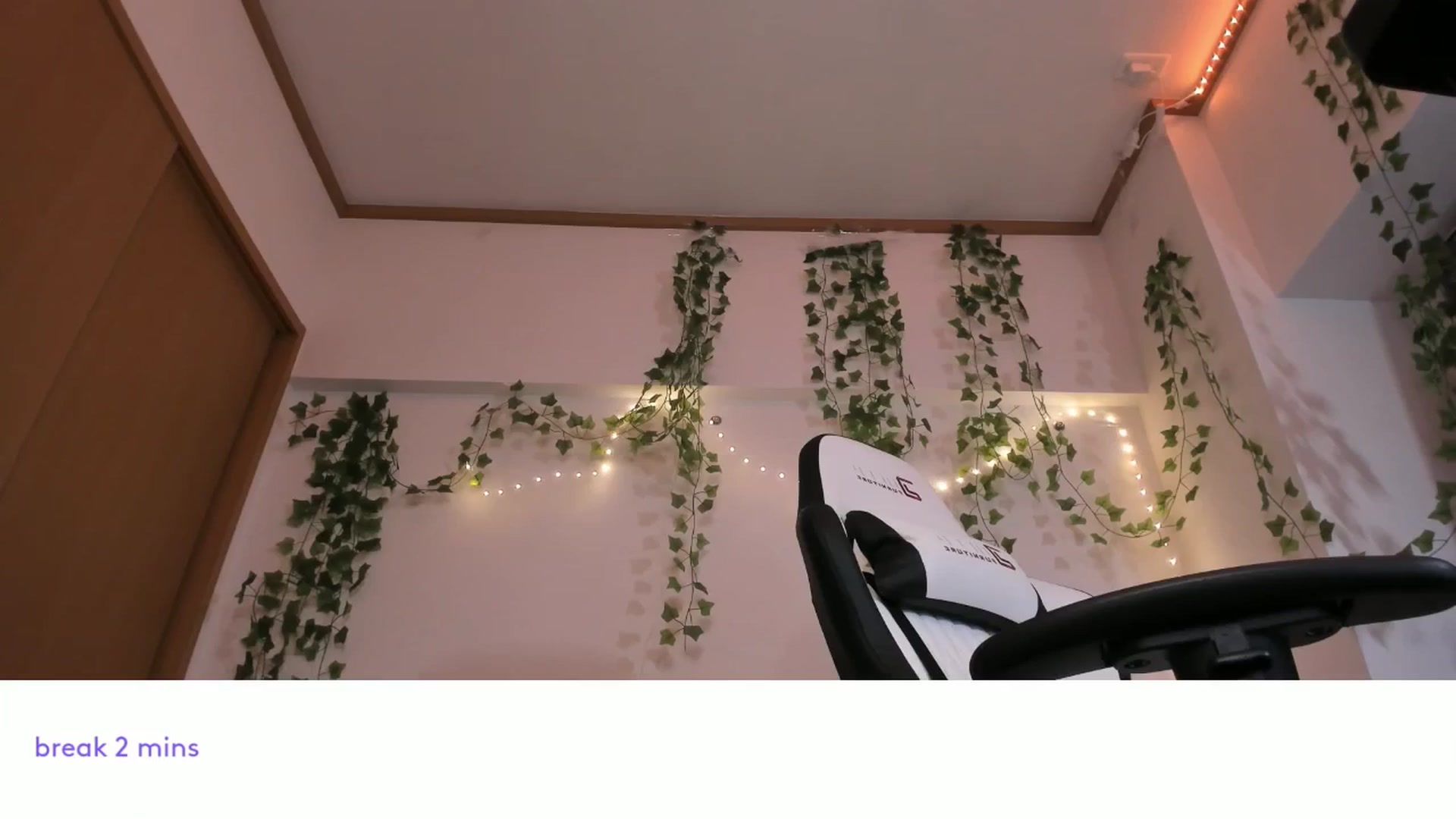 Gallery image thumbnail from Its_Nokia's myfreecams stream on, 02/27/2026, 10:04 image 17 of 20