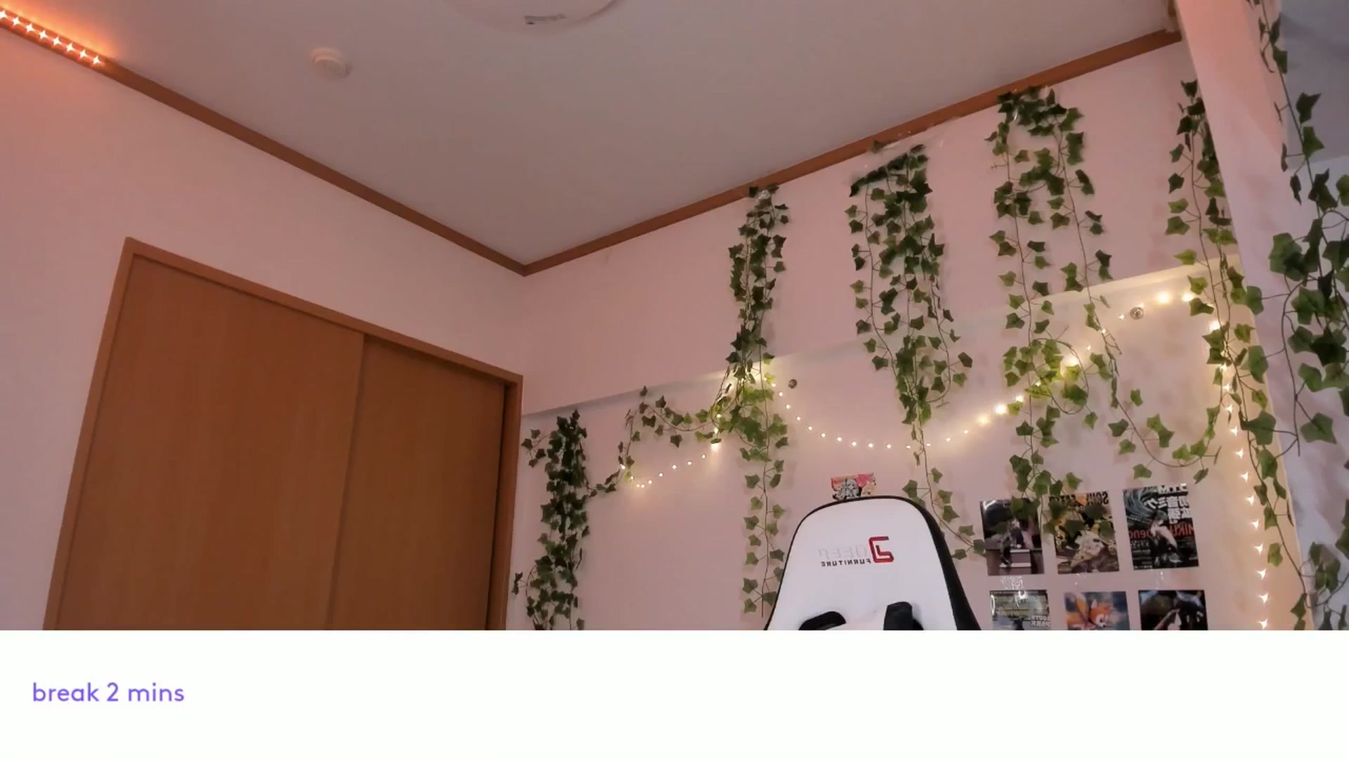 Gallery image thumbnail from Its_Nokia's myfreecams stream on, 03/19/2026, 07:59 image 6 of 20